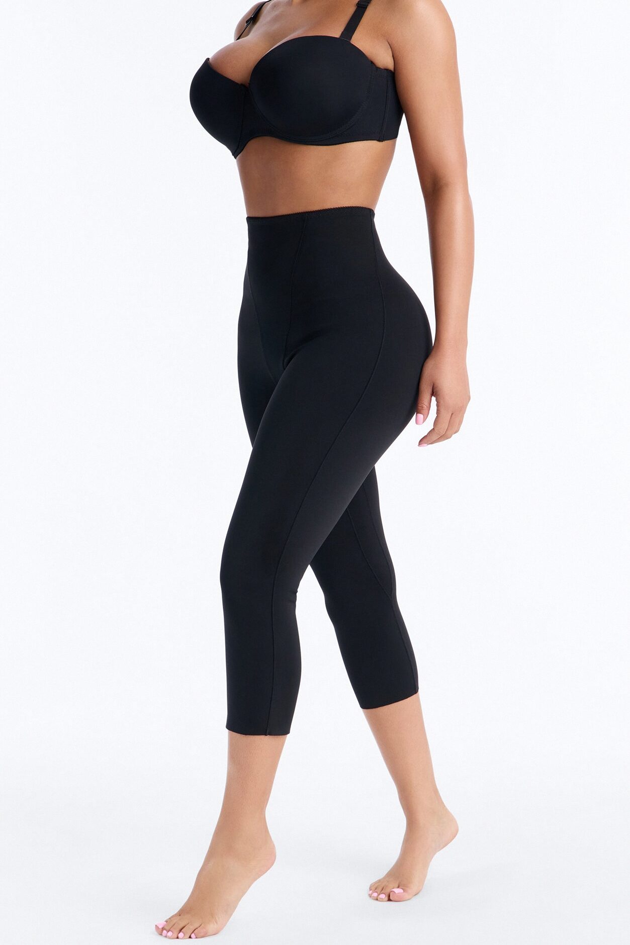 Mid Compression Shapewear Capri Pant - Black