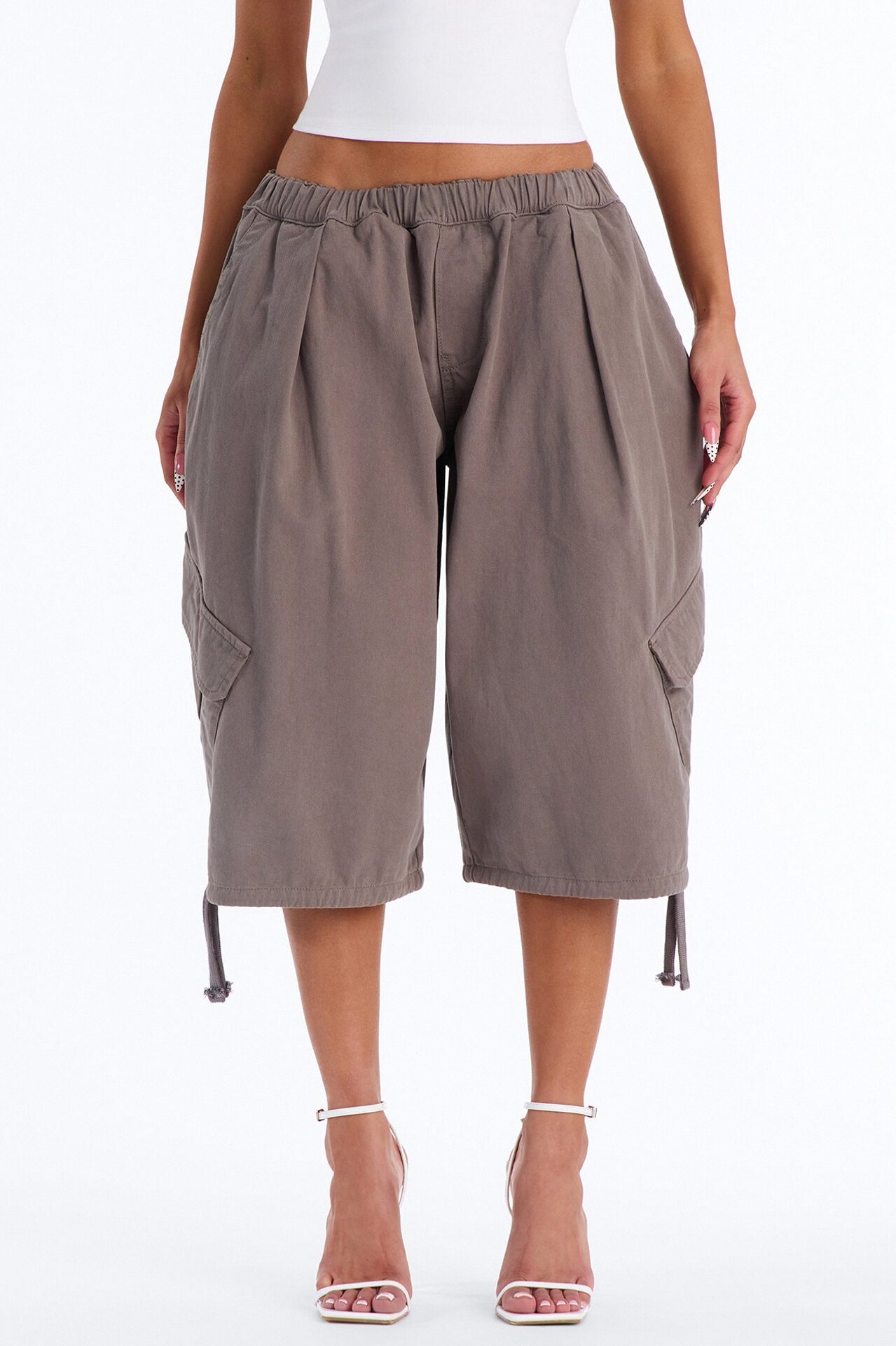 Carter Twill Cargo Bubble Hem Bermuda Short - Charcoal