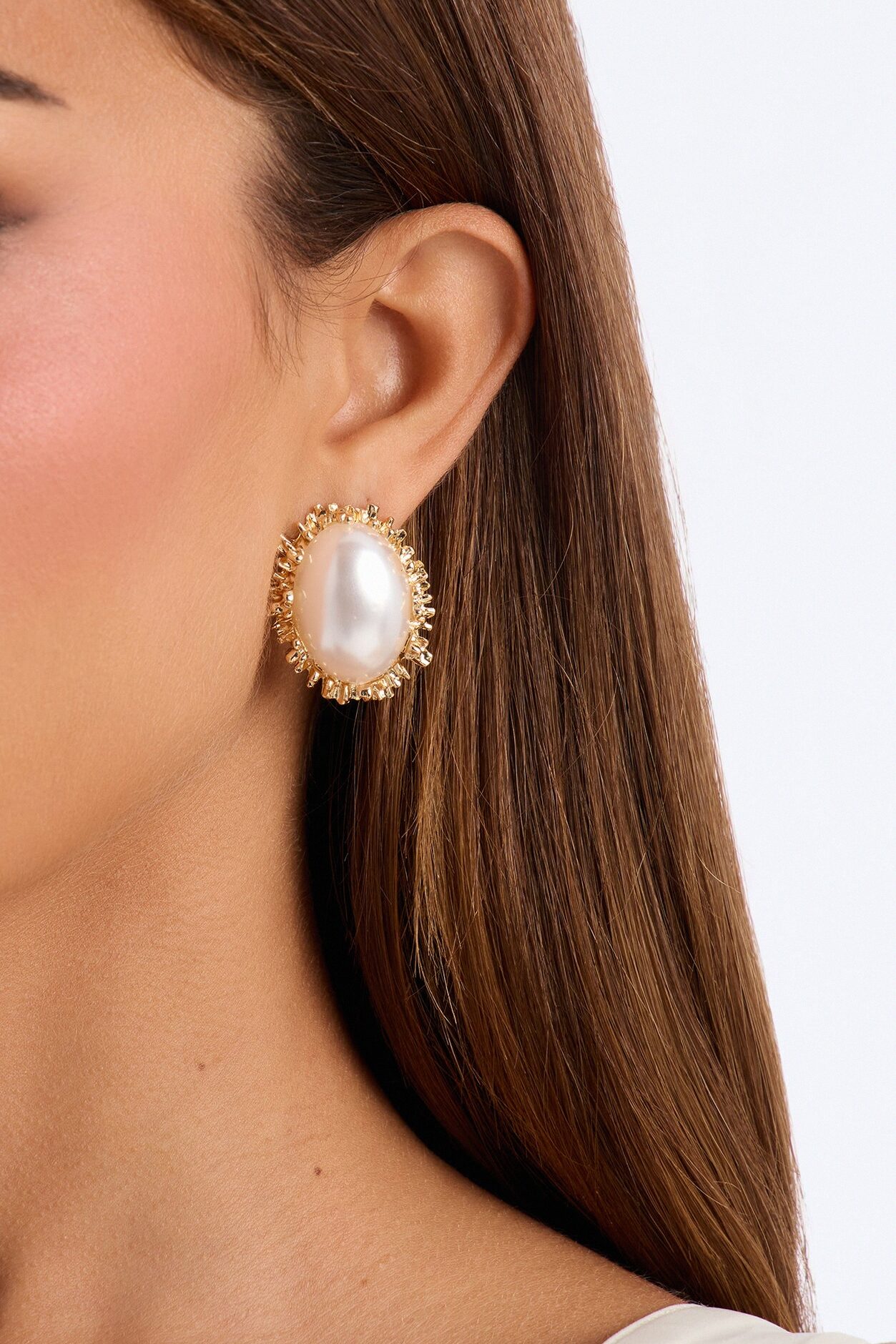 Only Pearl Stud Earrings - Gold