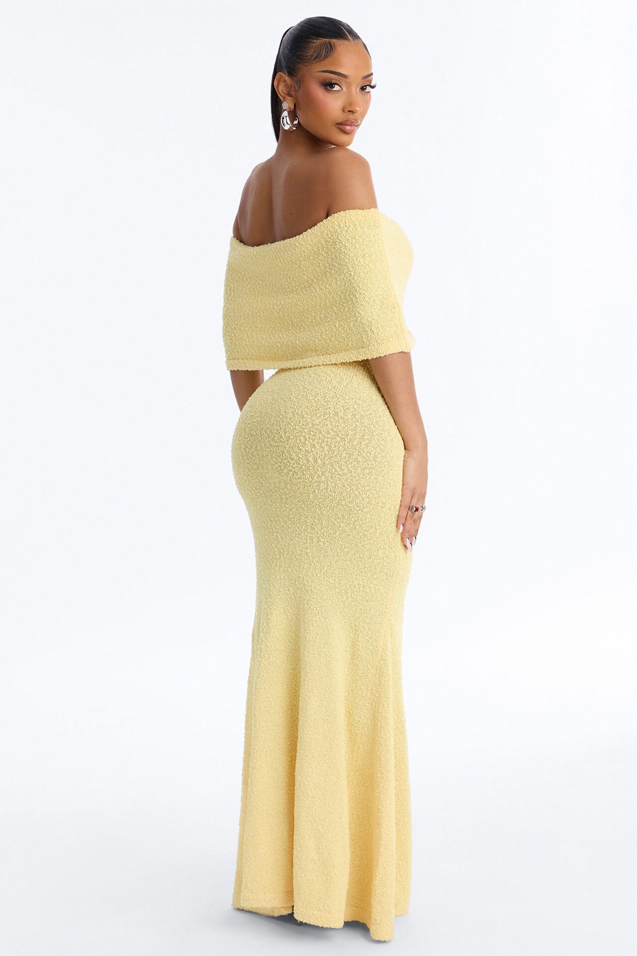 Effortless Edge Sweater Maxi Dress - Yellow