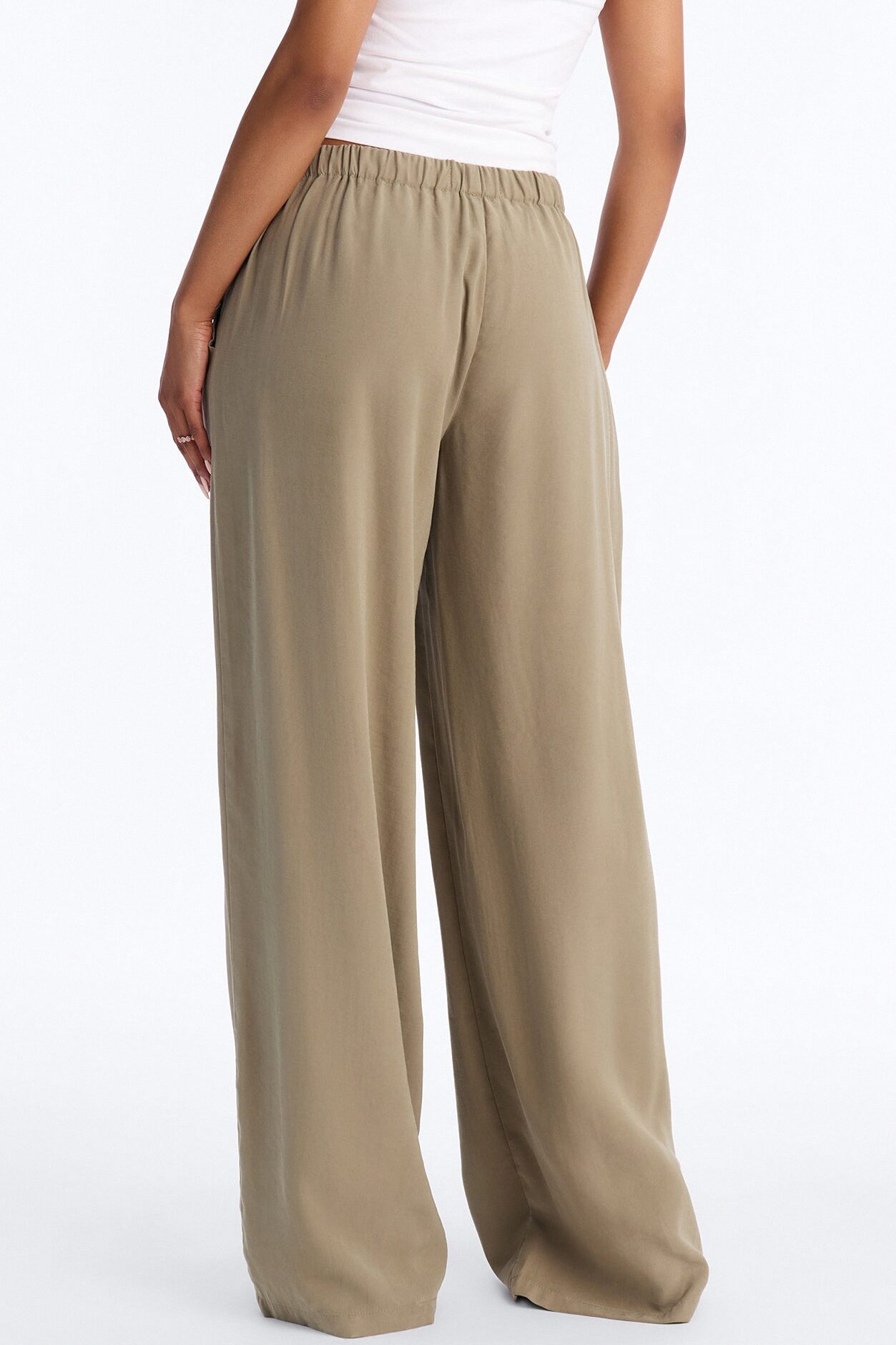 Coffee Break Straight Leg Pant 33″ - Olive