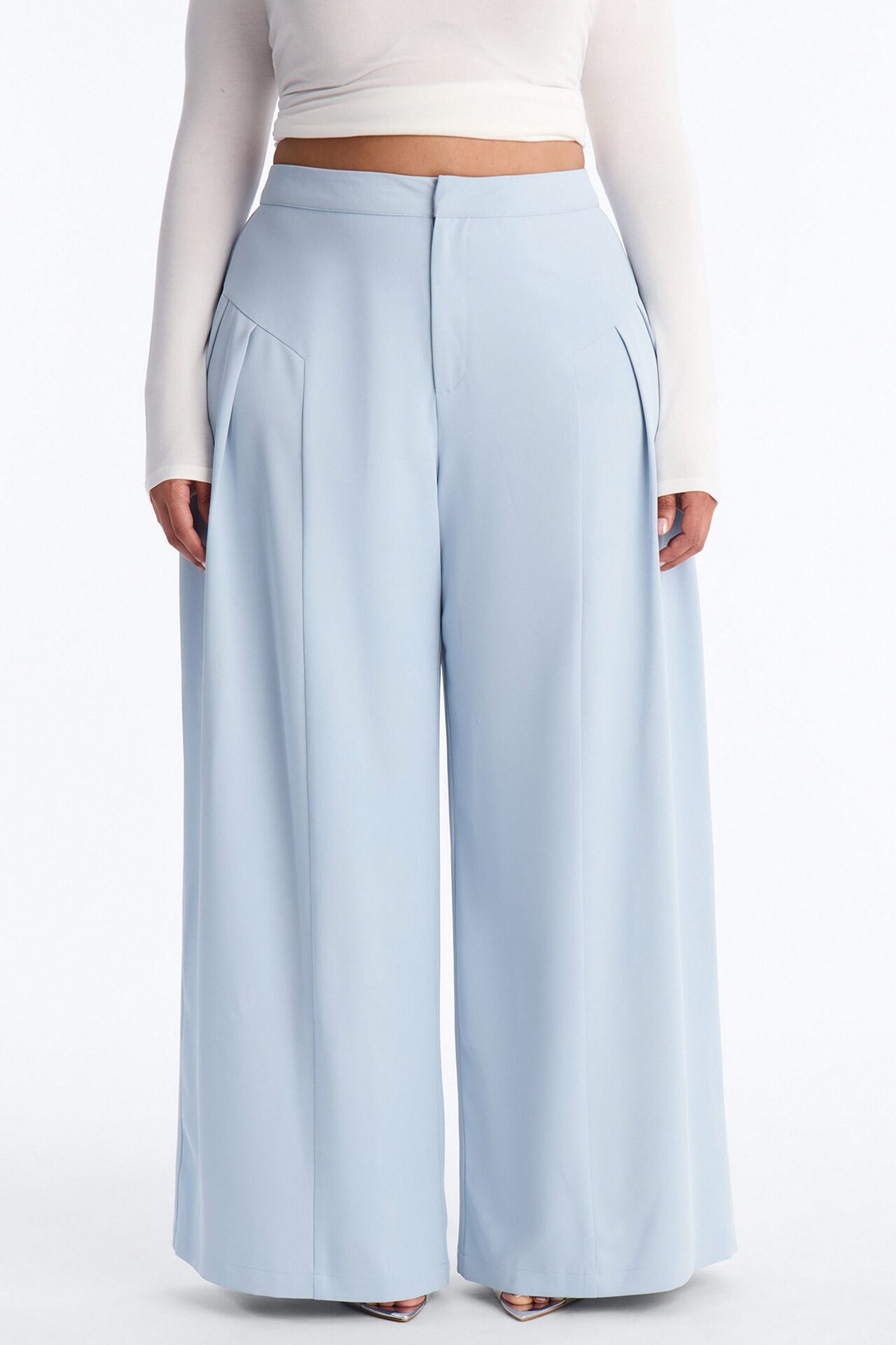 Luciane Pleated Trouser Pant 33″ - Light Blue