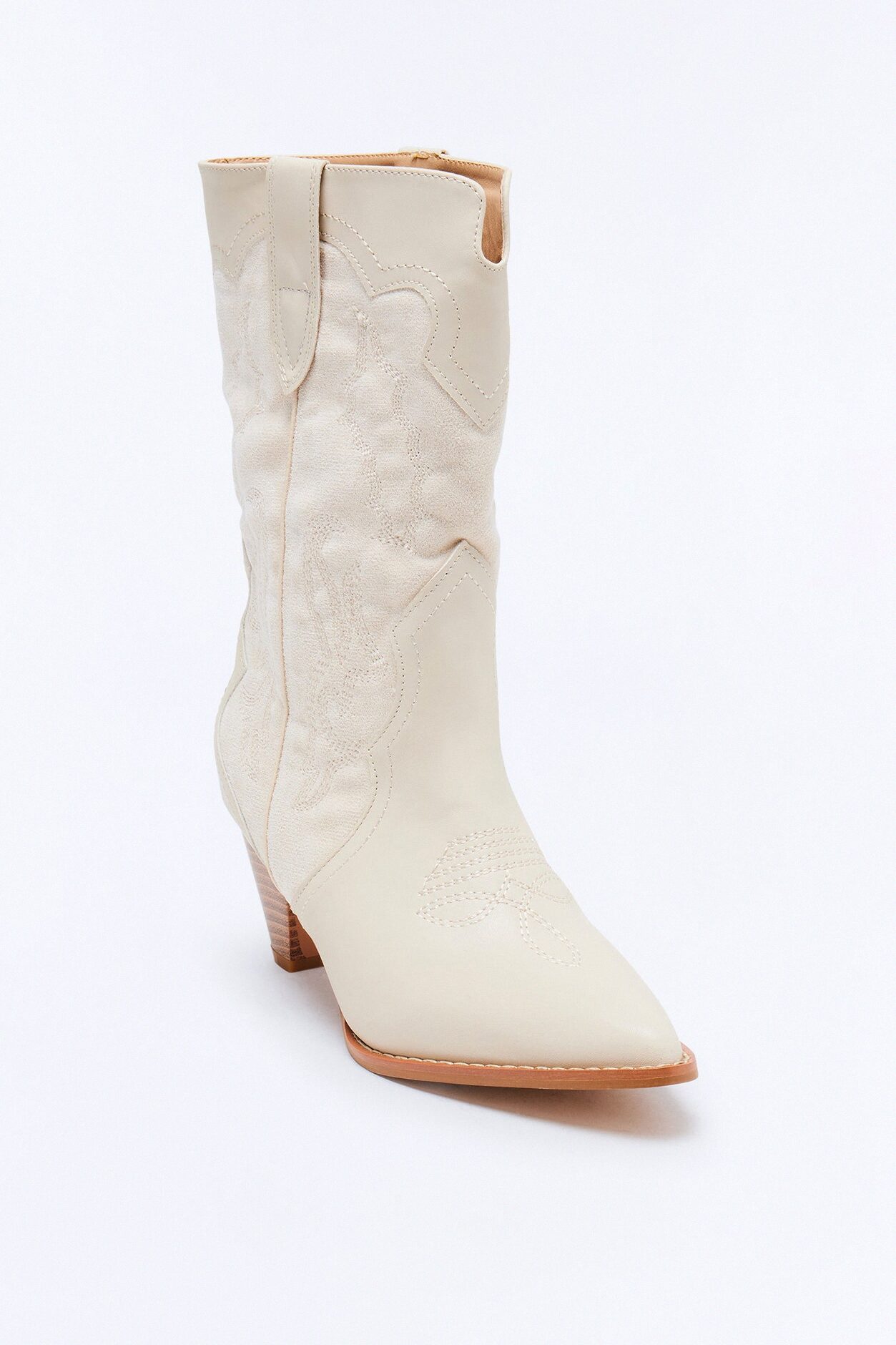 Peachy Keen Cowboy Boots - Ivory