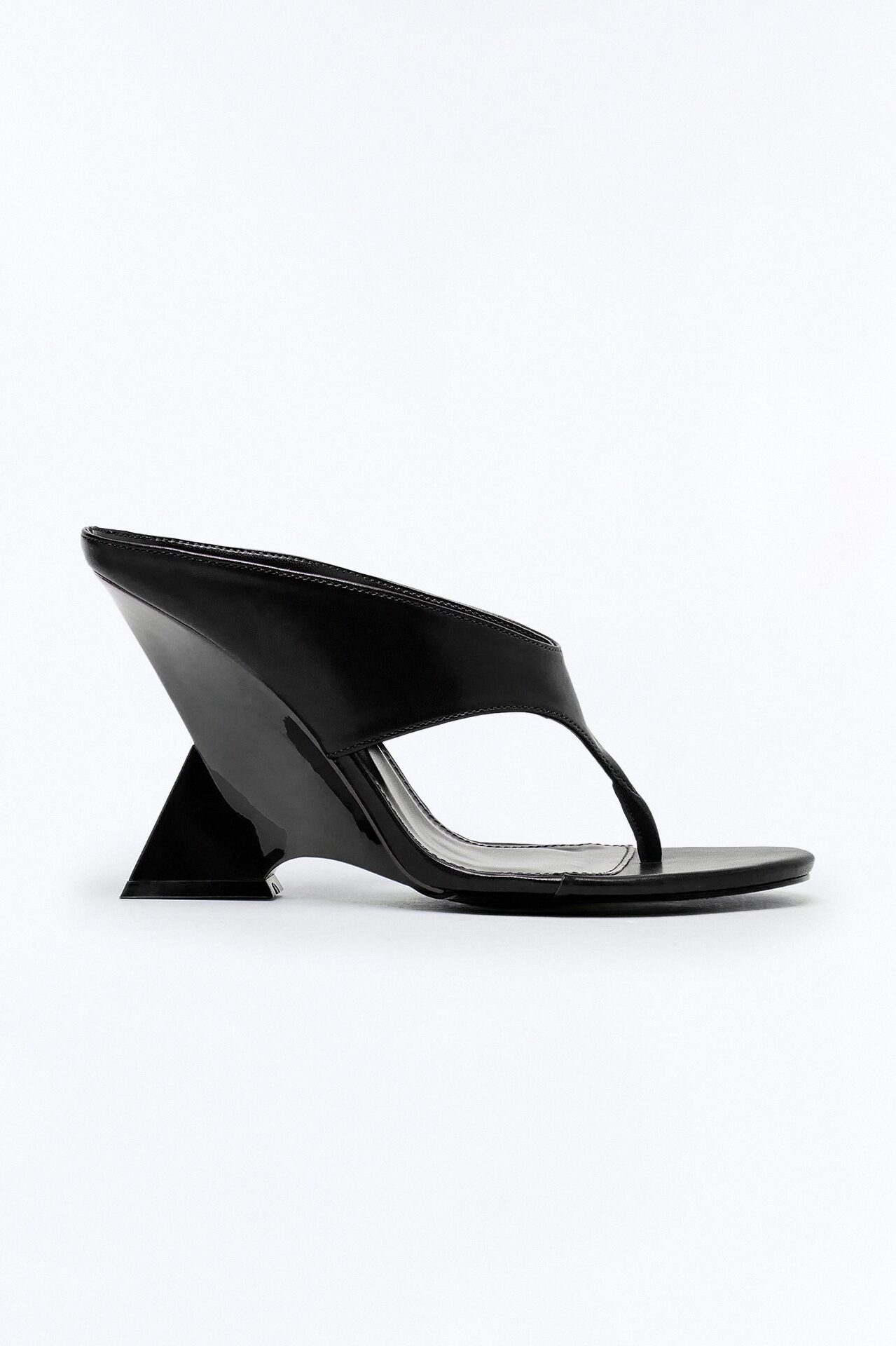 Kaykay Thong Novelty Wedges - Black