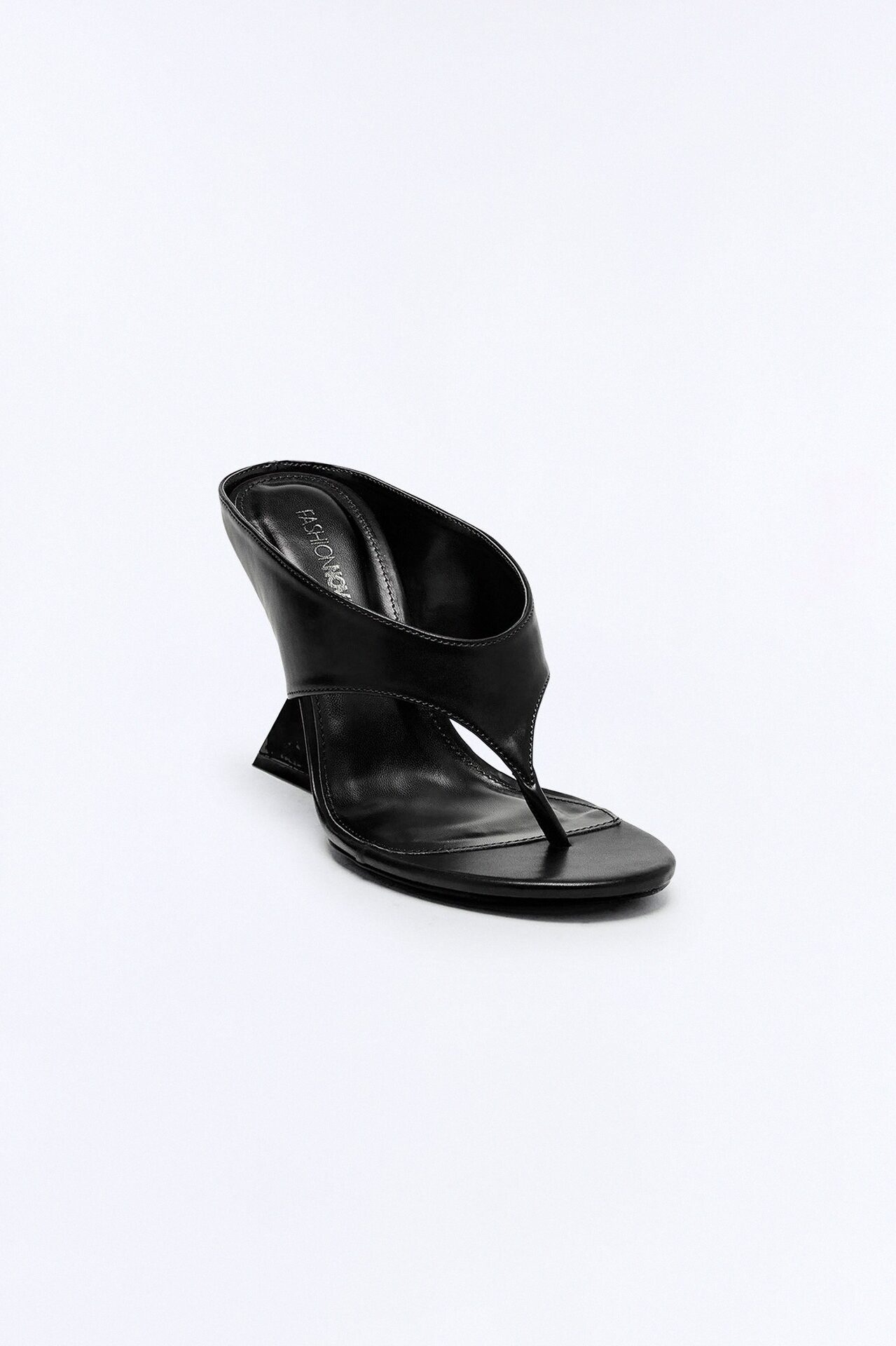 Kaykay Thong Novelty Wedges - Black