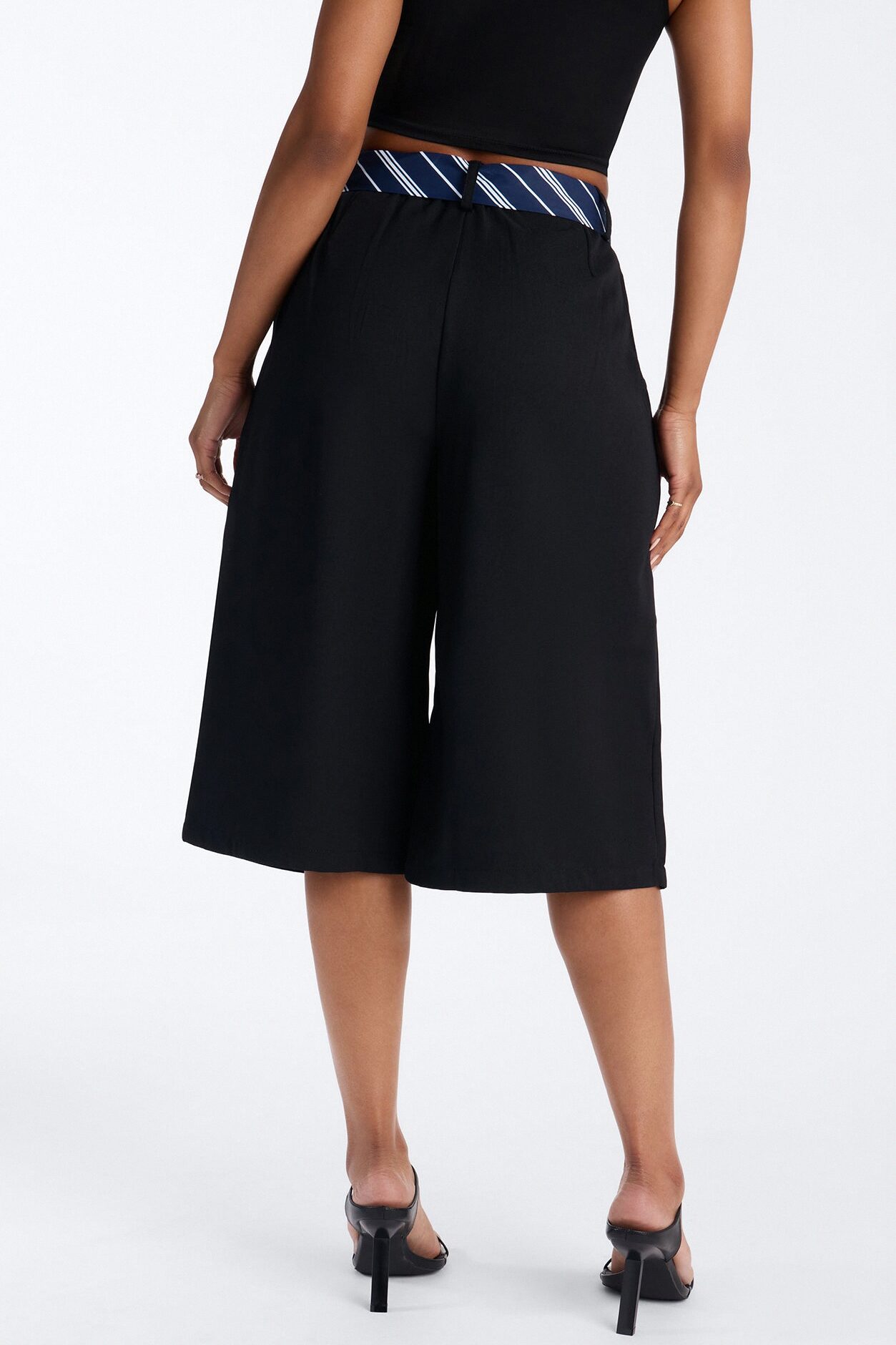 All Tied Up Trouser Bermuda Short - Black