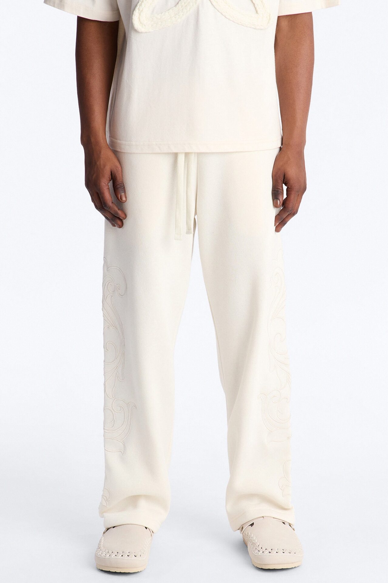 Embroidery Fleur Straight Sweatpants - Cream