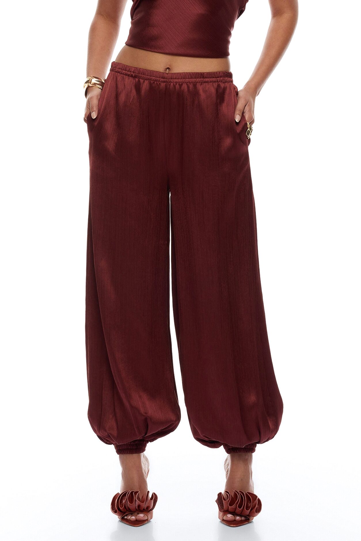 Nicolette Satin Balloon Pant - Brick Red