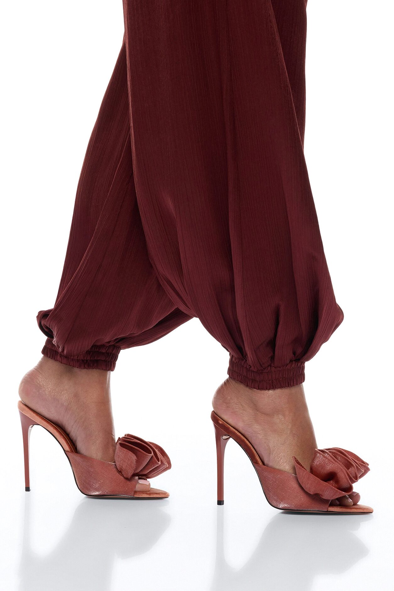 Nicolette Satin Balloon Pant - Brick Red