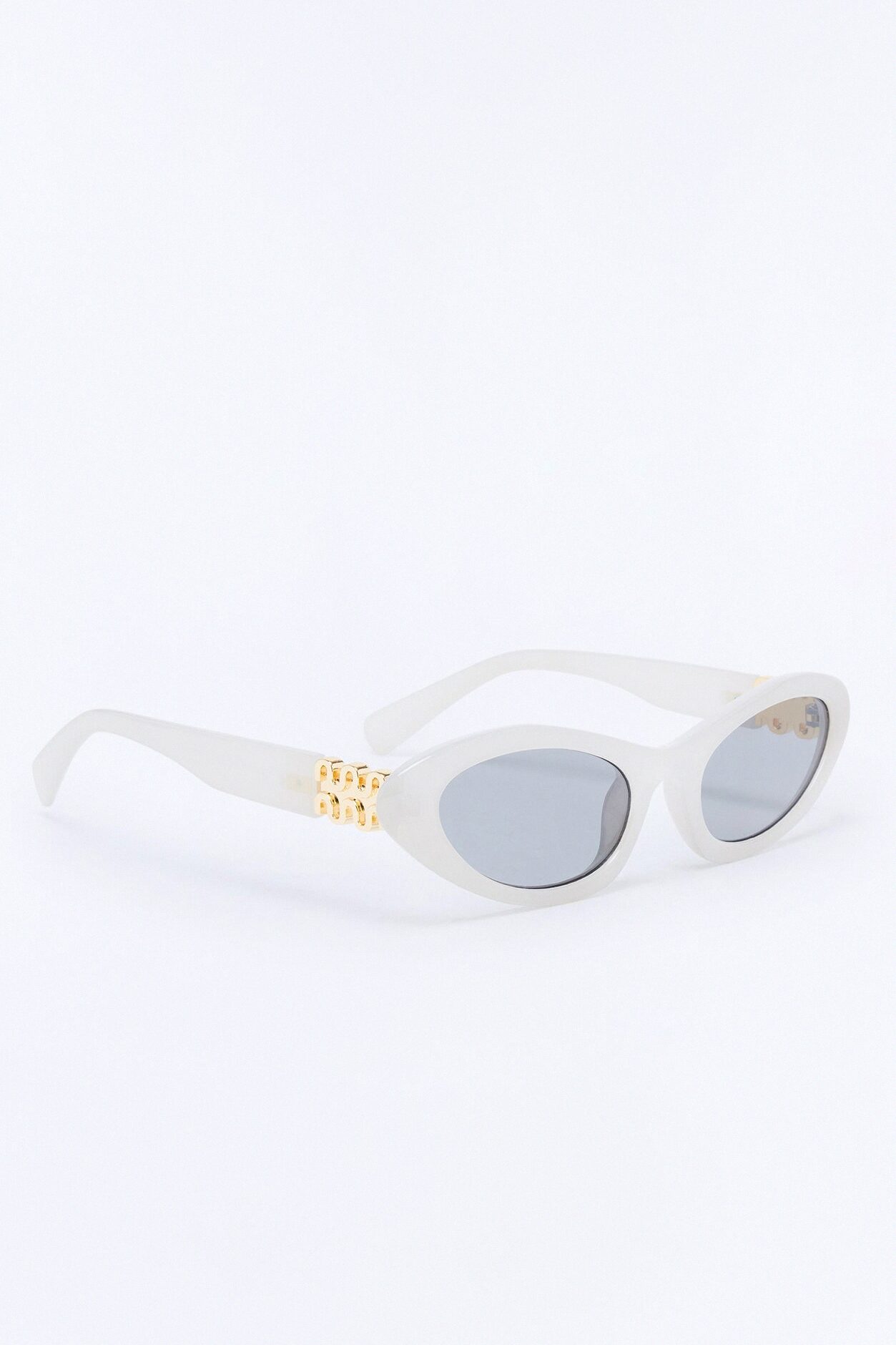 Malibu Moment Sunglasses - White