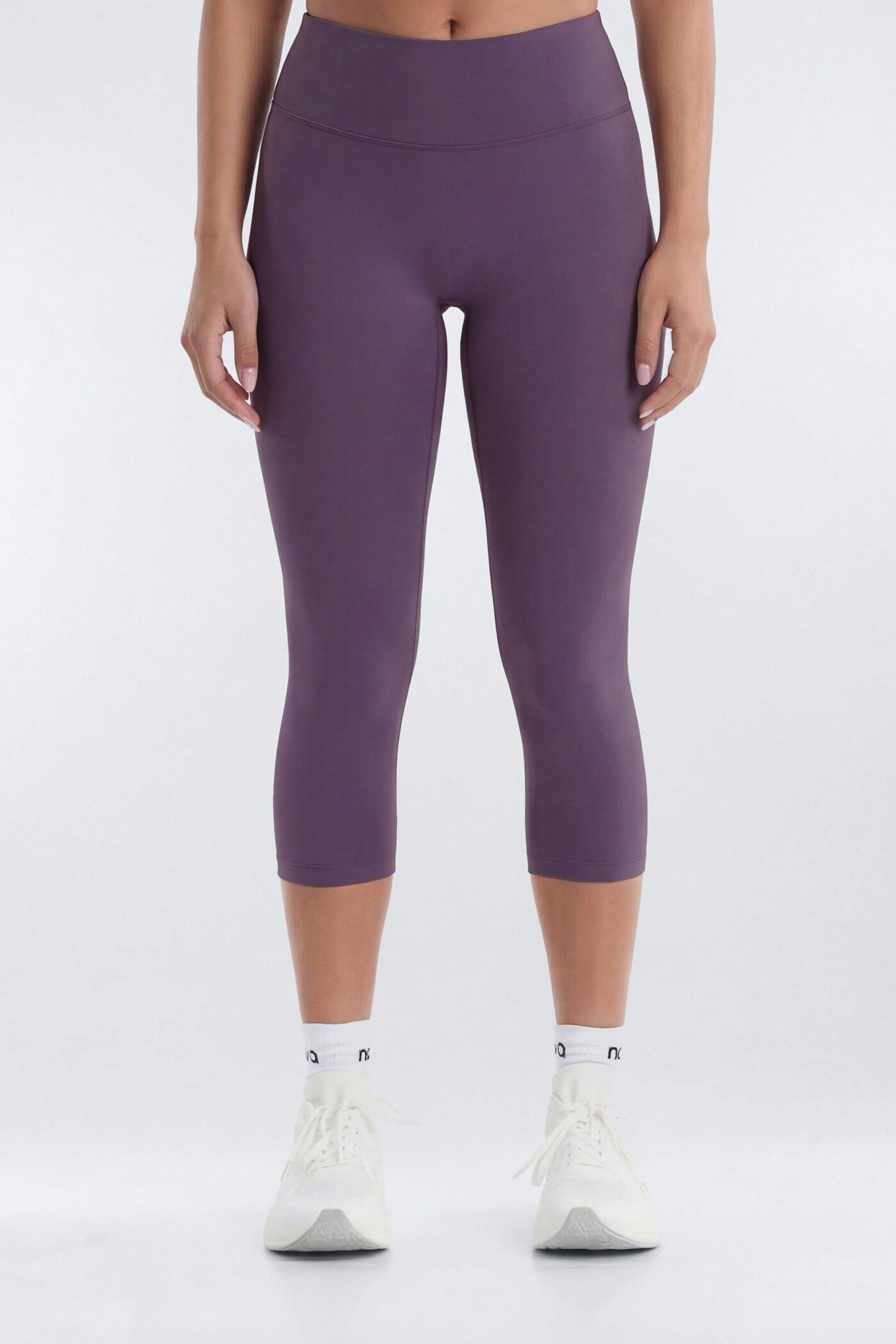 CloudForm™ 18″ Midrise Capri Legging - Iris