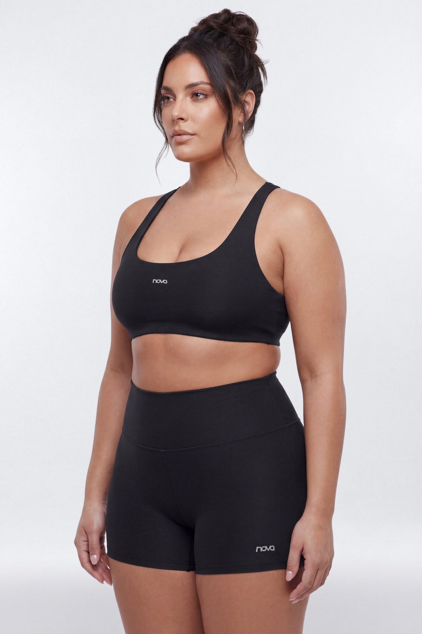 AirSculpt™ V Neck Sports Bra - Black