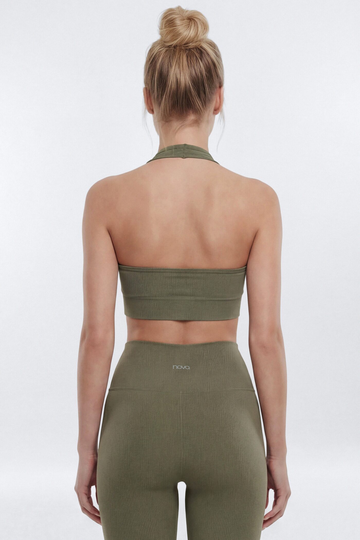 SeamlessLift™ Halter Sports Bra - Moss
