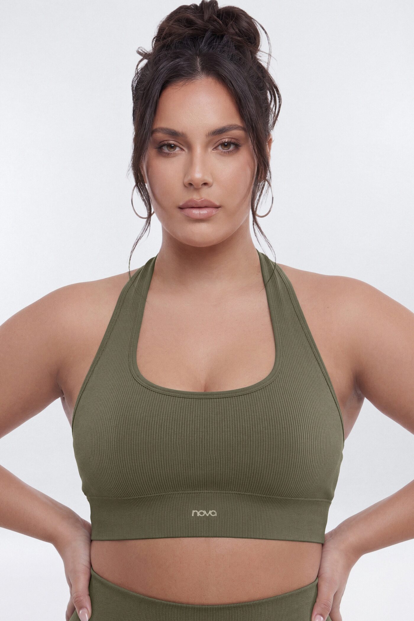 SeamlessLift™ Halter Sports Bra - Moss