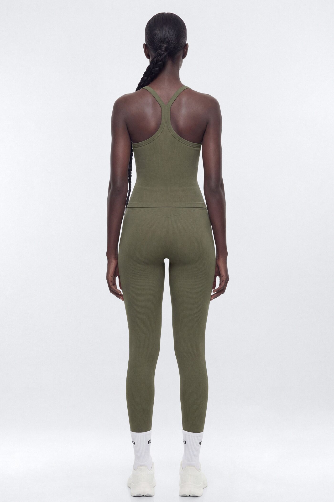 SeamlessLift™ Y Back Sports Top - Moss