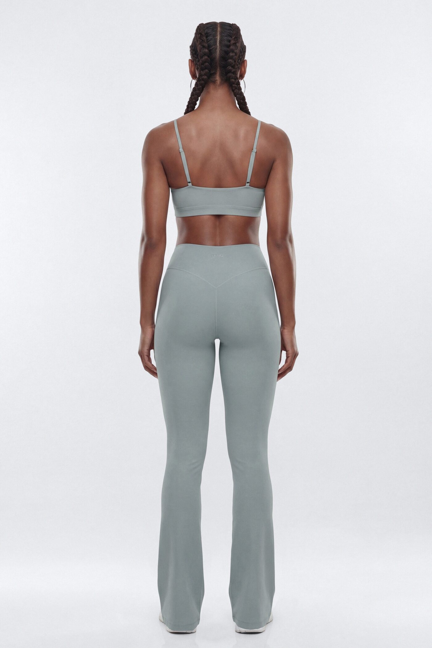 AirSculpt™ 32″ Cross Front Mid Rise Flare Legging - Steel