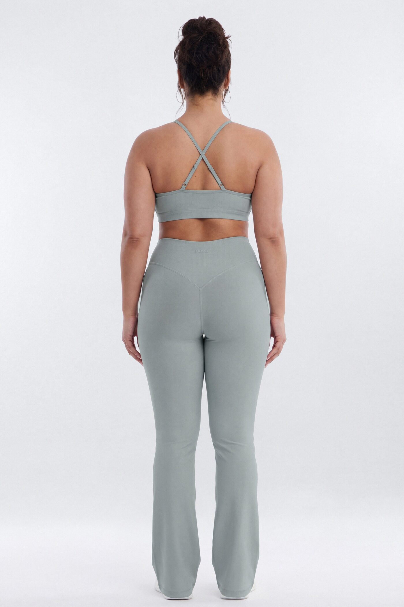 AirSculpt™ 32″ Cross Front Mid Rise Flare Legging - Steel