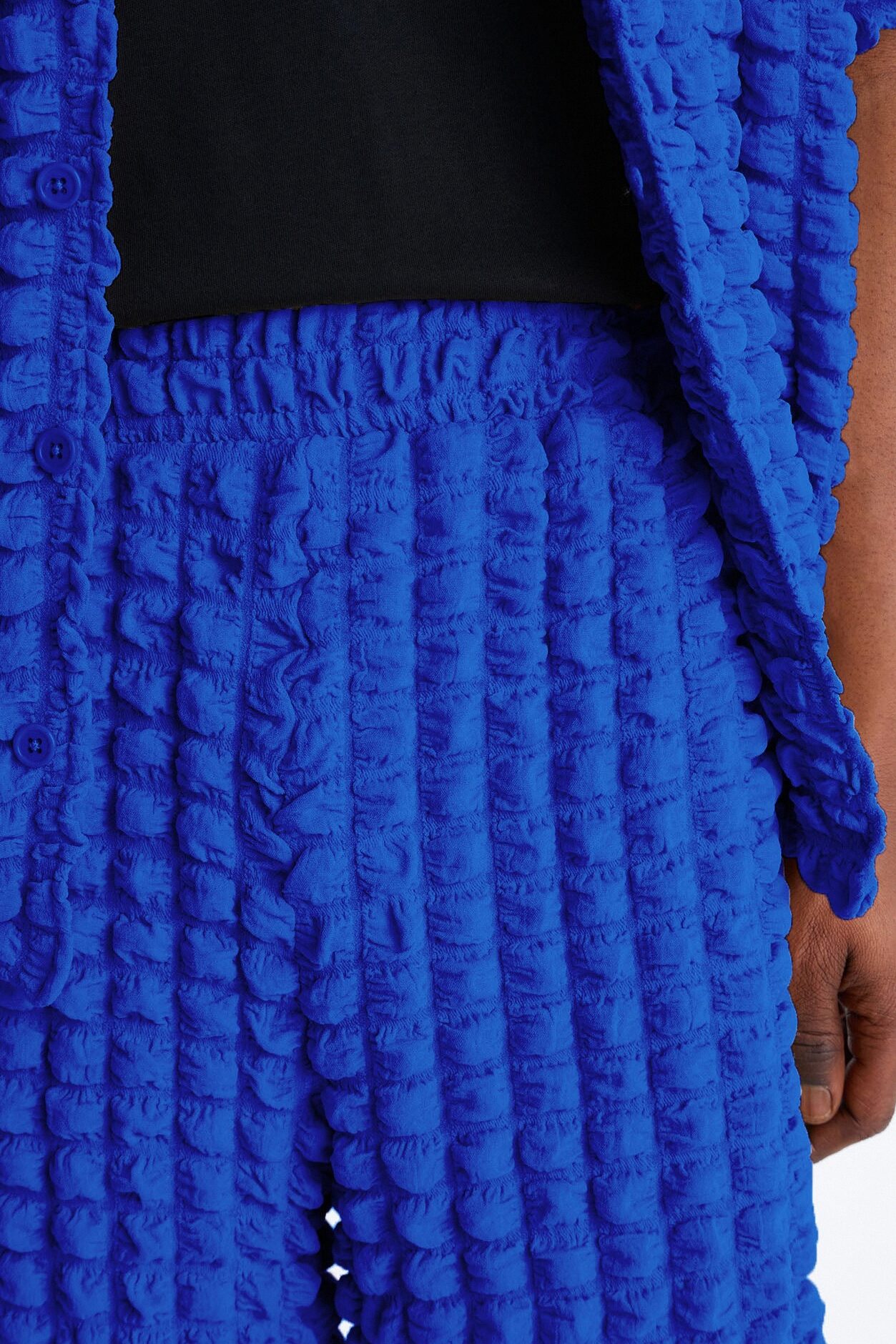 Relaxed Effervesce Textured Short - Blue