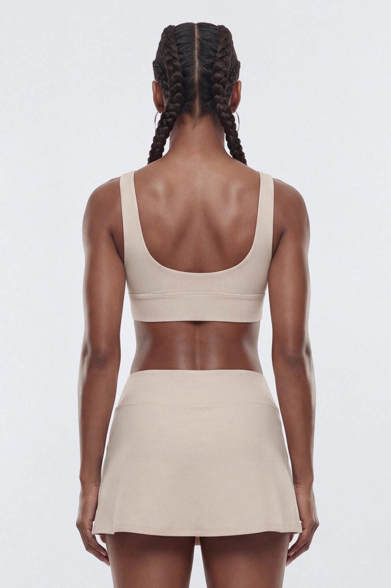 AirSculpt™ V Neck Sports Bra - Oat Milk