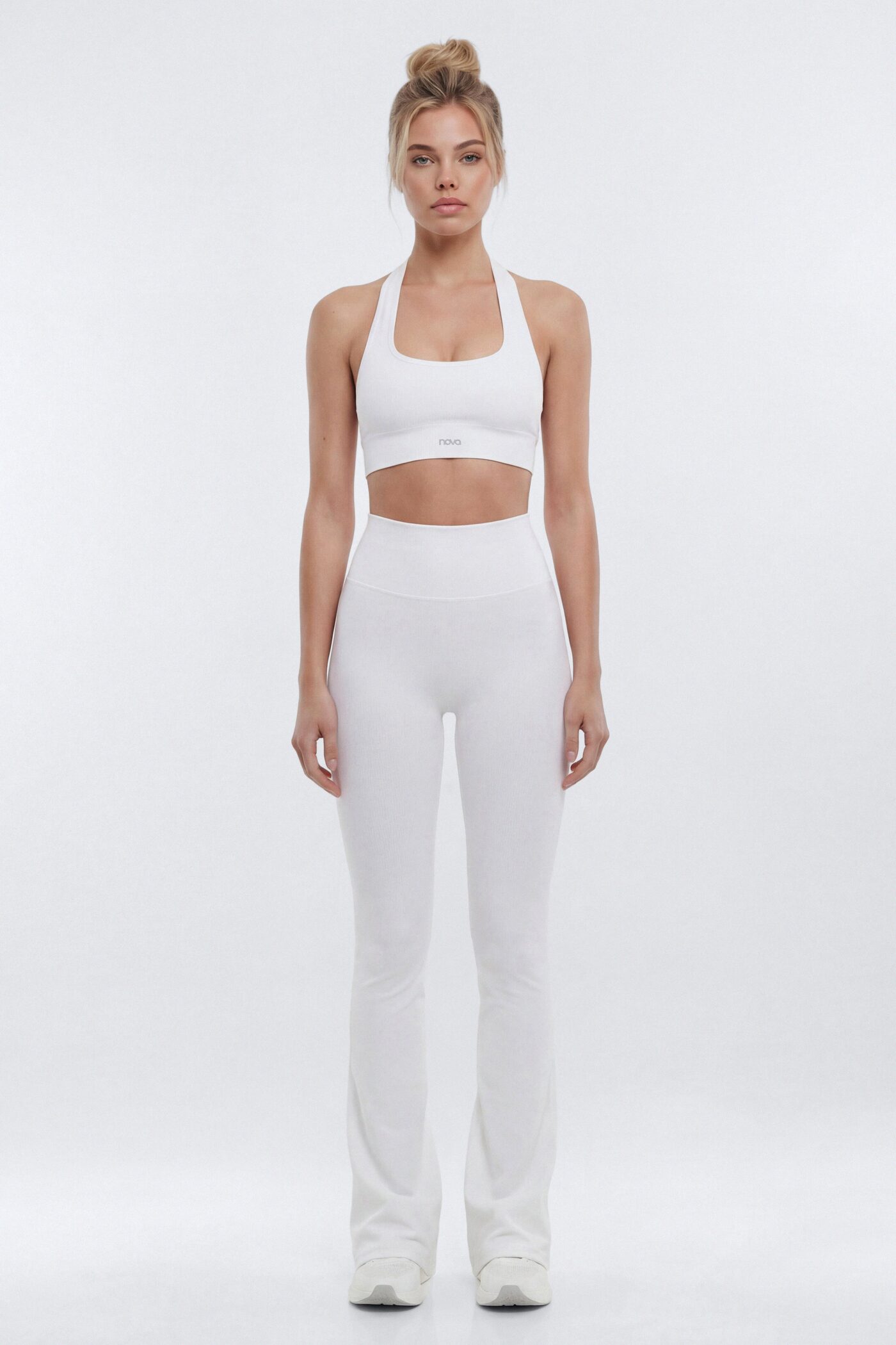 SeamlessLift™ 32″ High Rise Flare Legging - Bright White