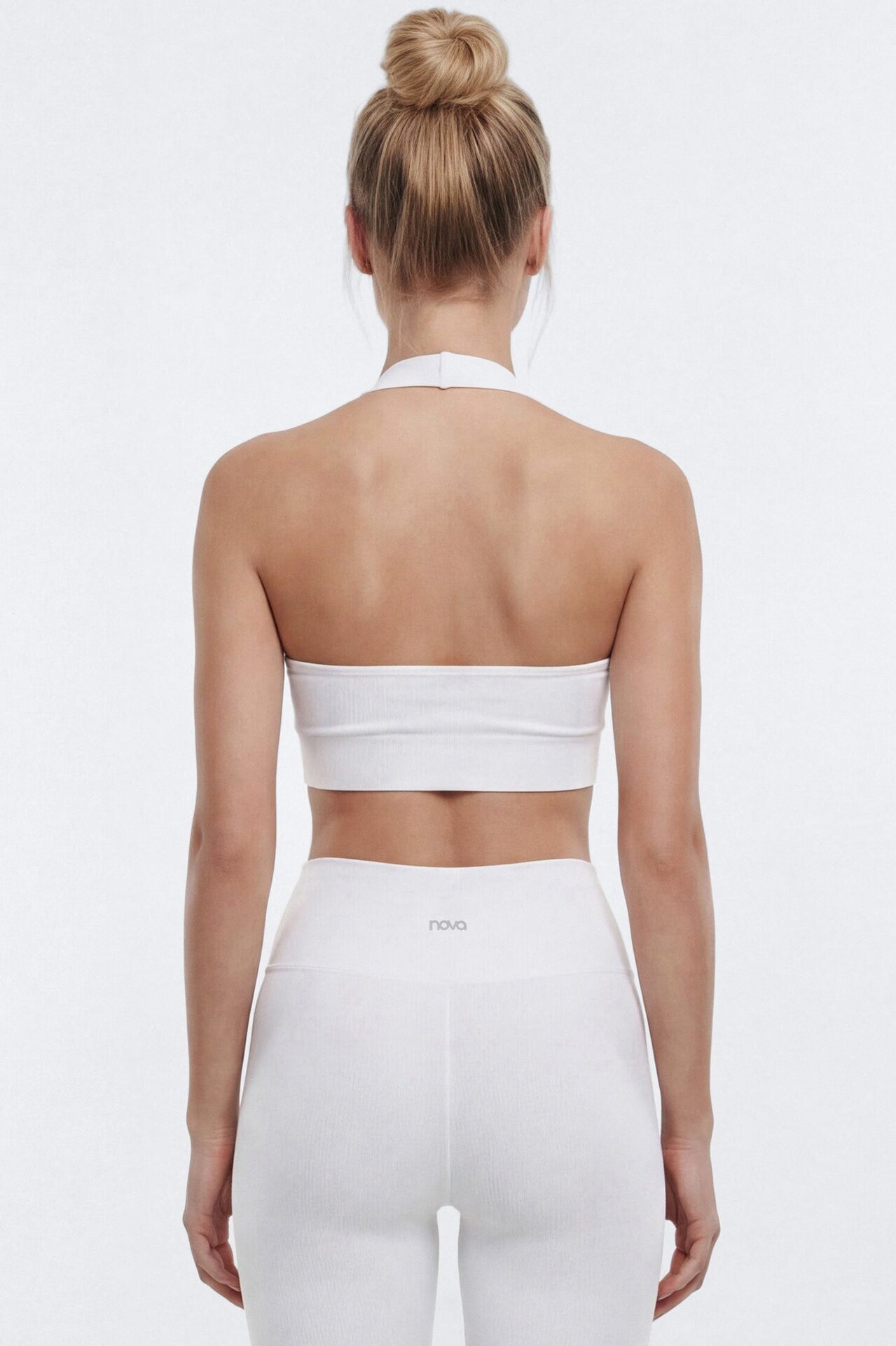 SeamlessLift™ Halter Sports Bra - Bright White