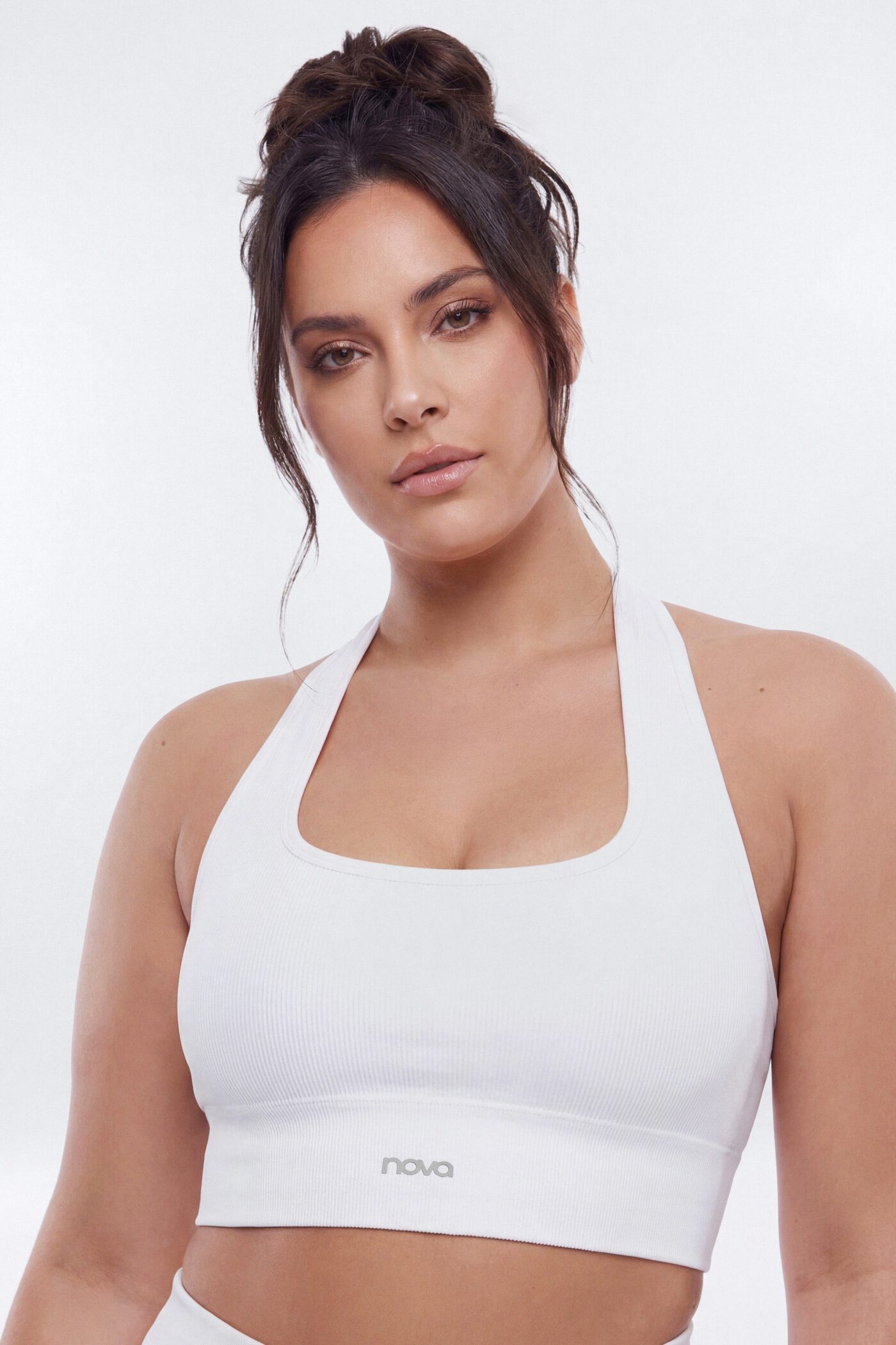 SeamlessLift™ Halter Sports Bra - Bright White