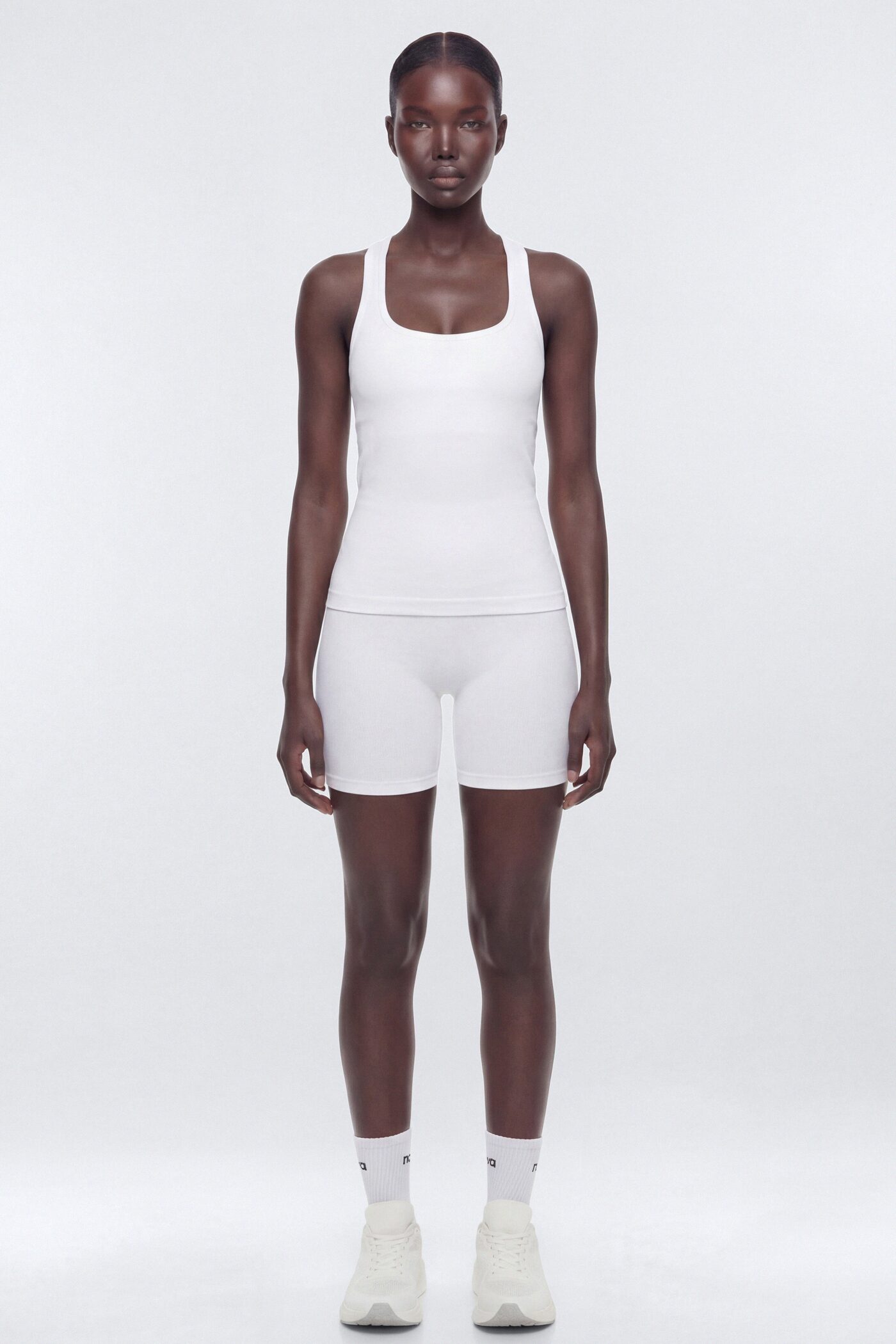 SeamlessLift™ Scoop Neck Racerback Active Tank - Bright White