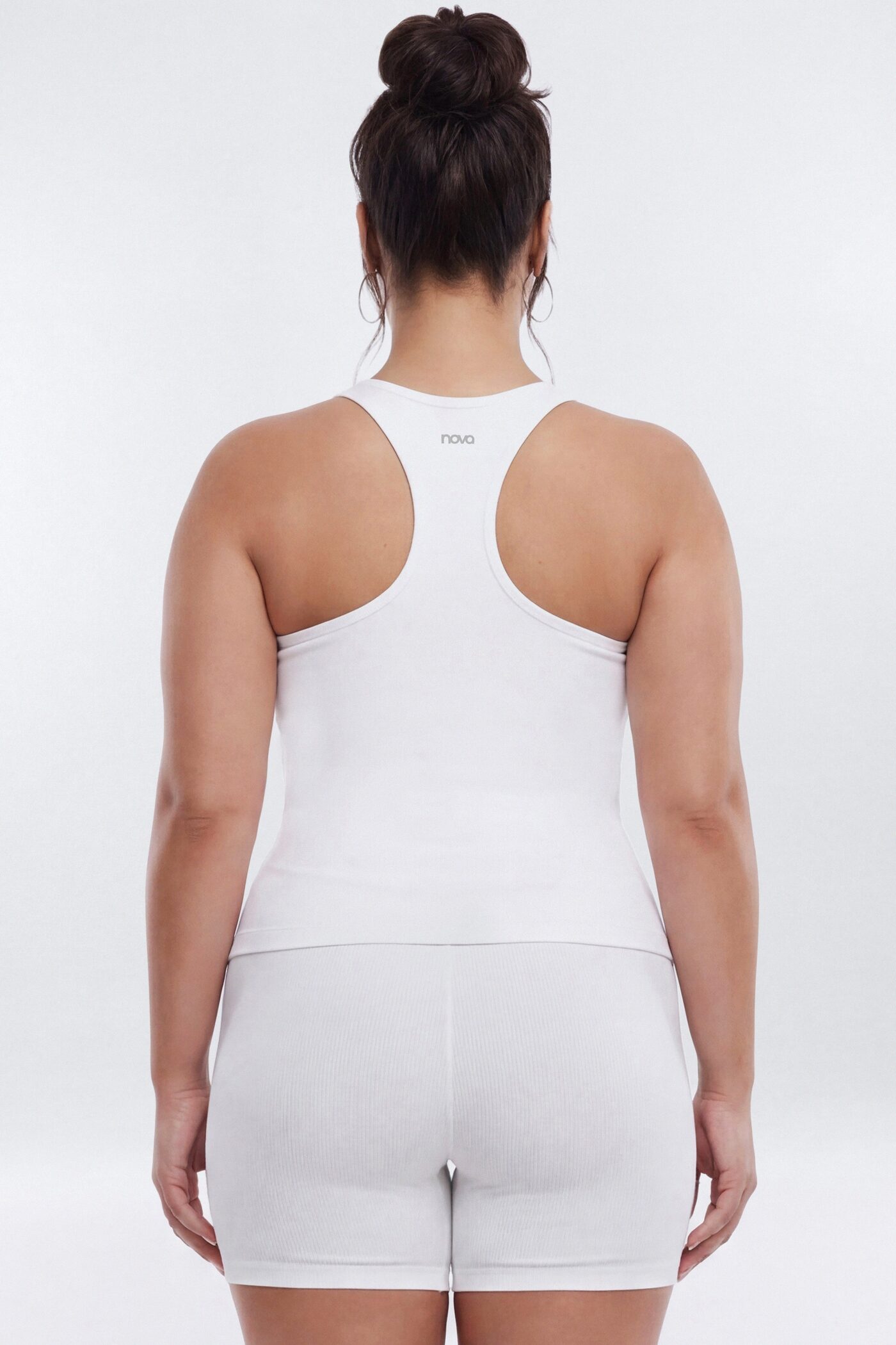 SeamlessLift™ Scoop Neck Racerback Active Tank - Bright White