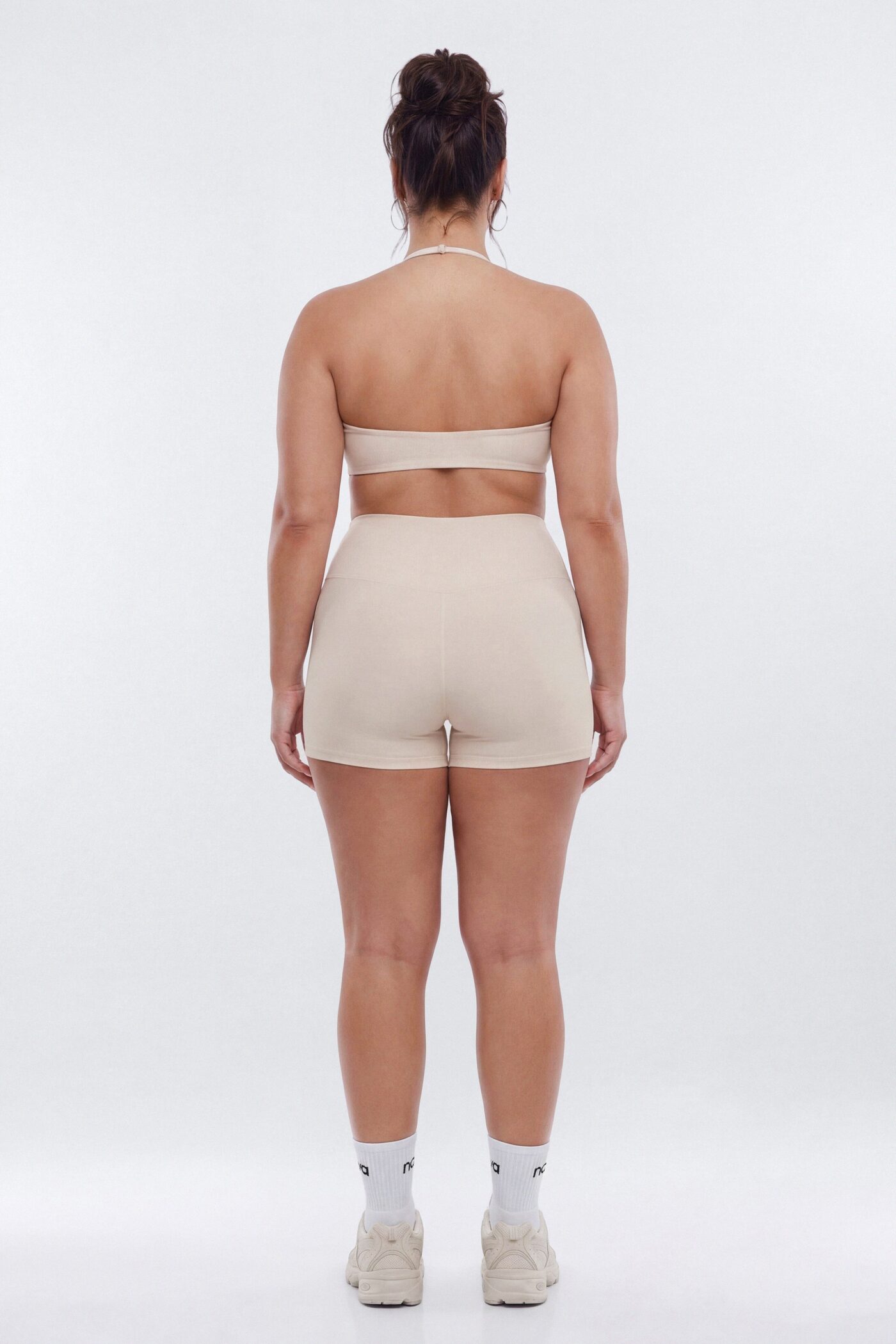 AirSculpt™ Scoop Halter Sports Bra - Oat Milk