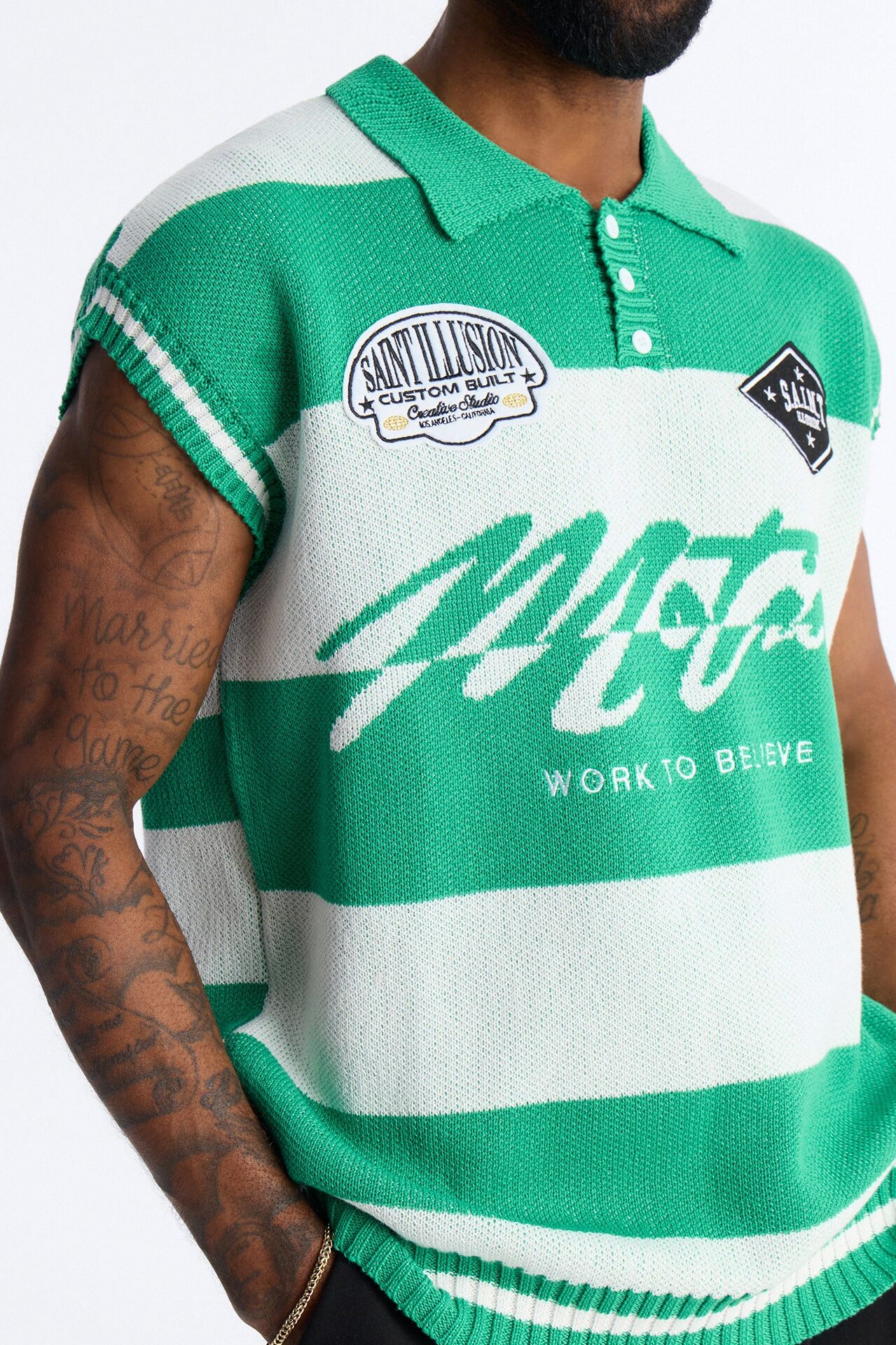 Motion Lines Sweater Vest - Green