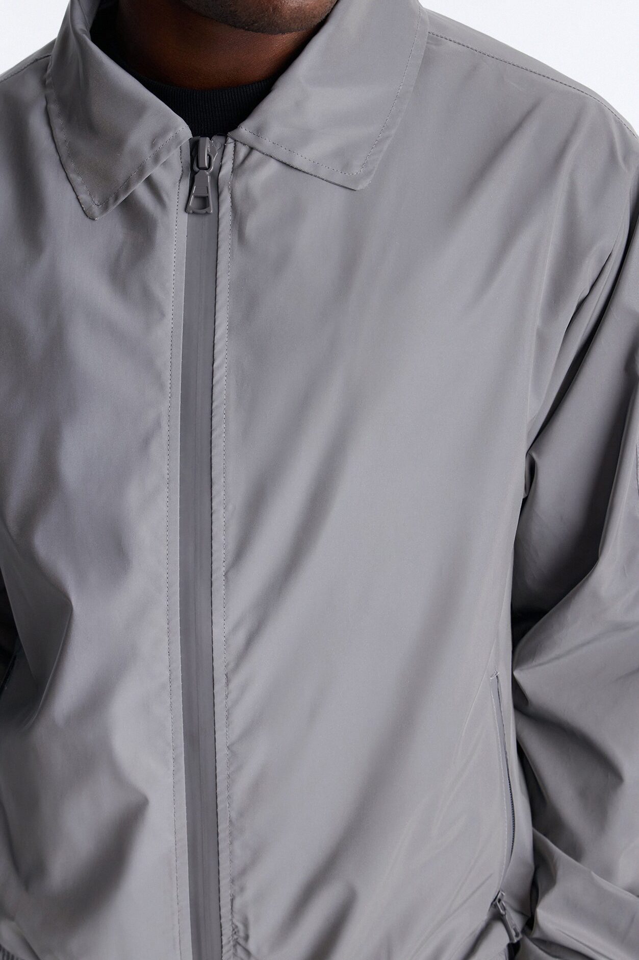 Cropped Relaxed Reflective Zip Bomber Jacket - Silver