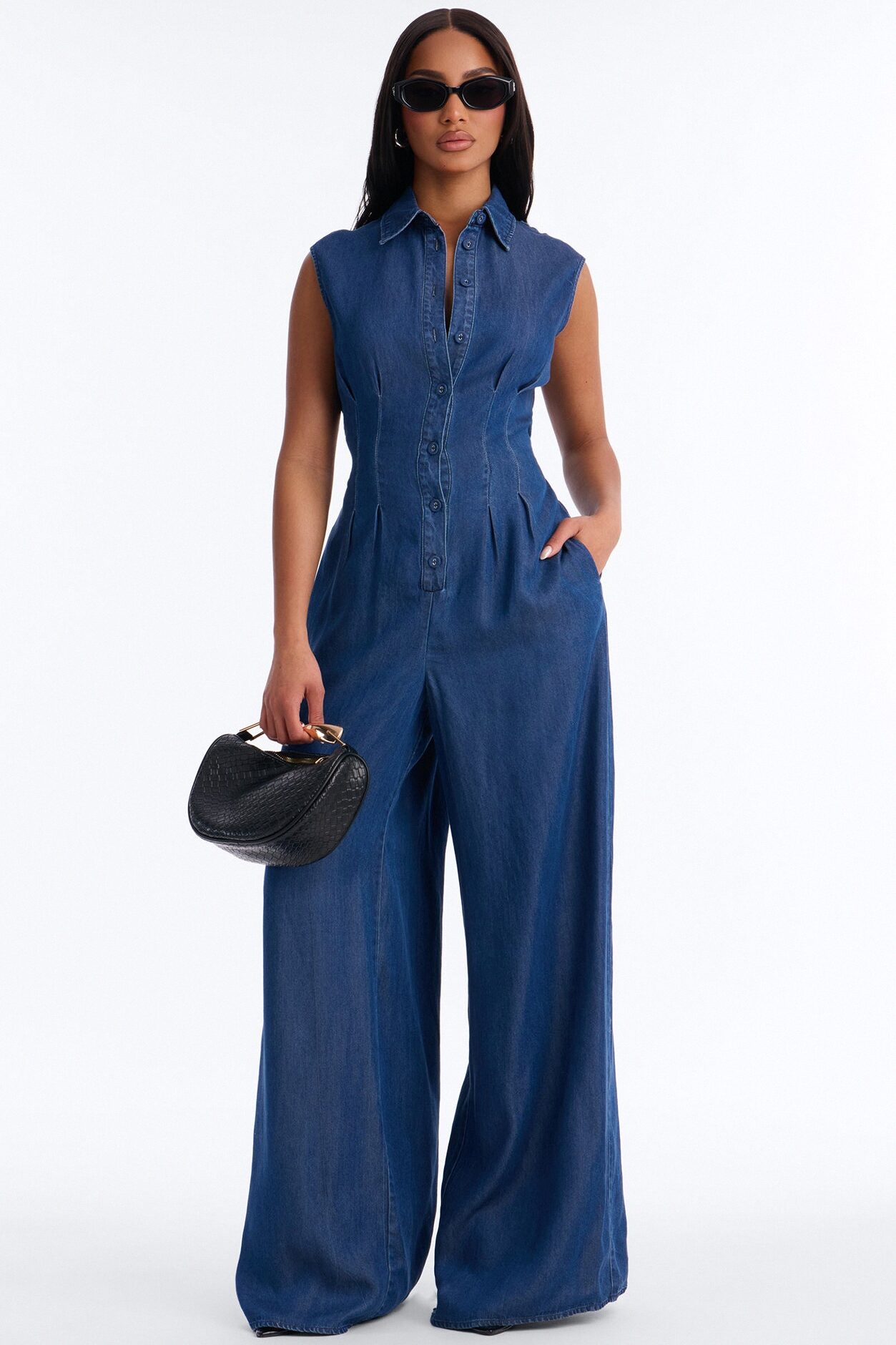 Tanya Chambray Sleeveless Wide Leg Jumpsuit - Medium Wash