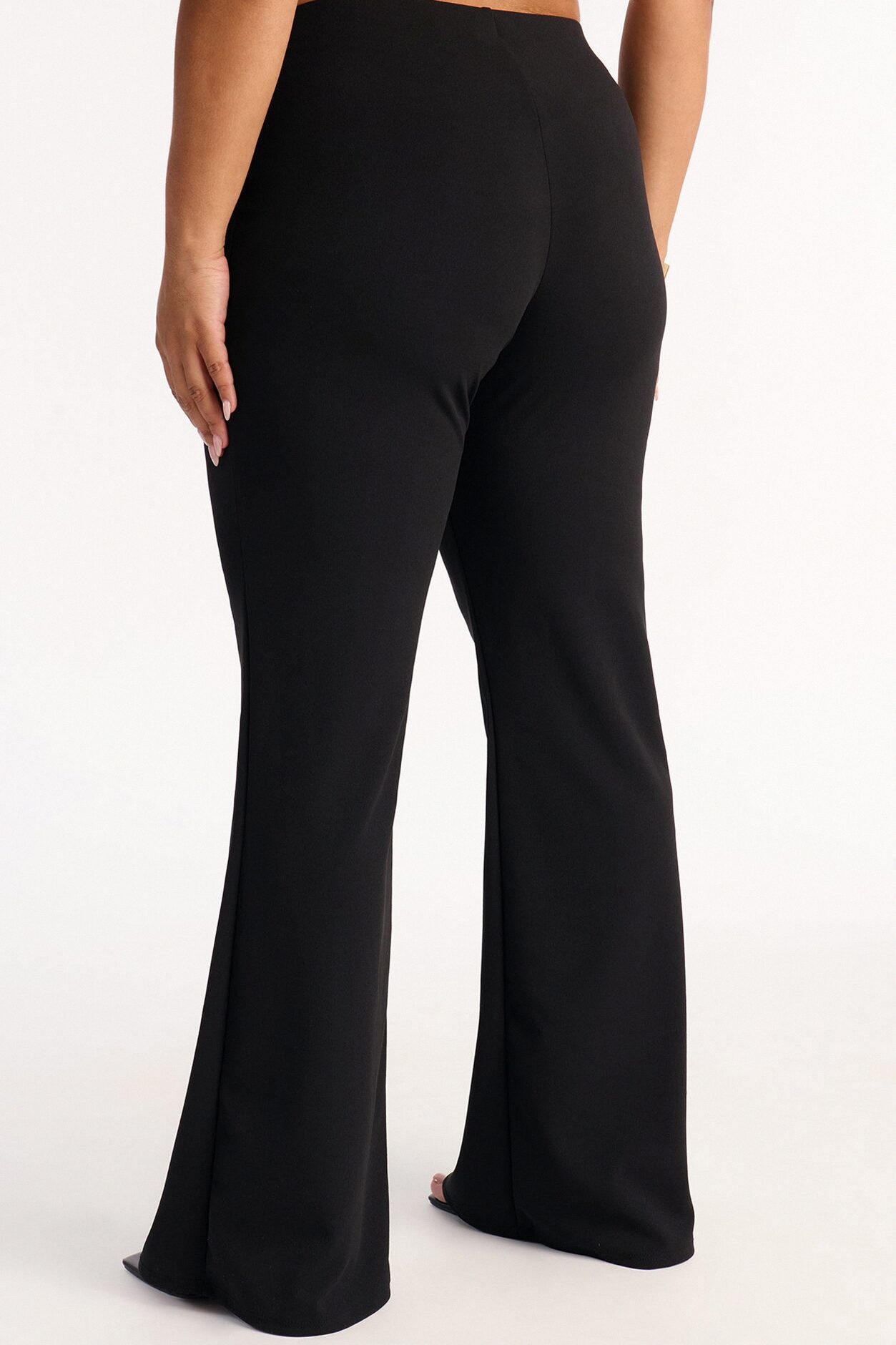 Kaia Low Rise Flare Pant 33″ - Black