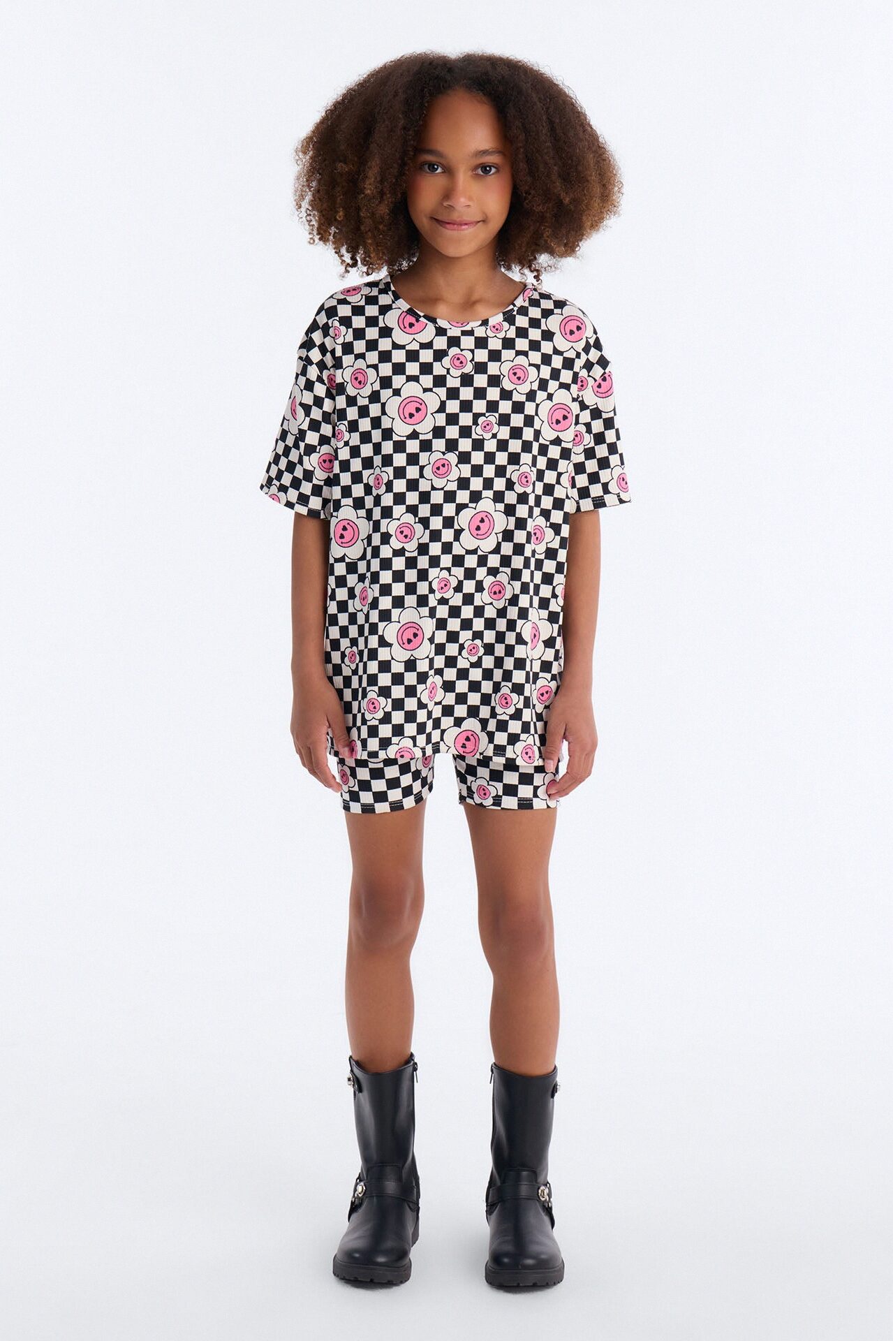 Mini Beauty In Everything Short Set - Black