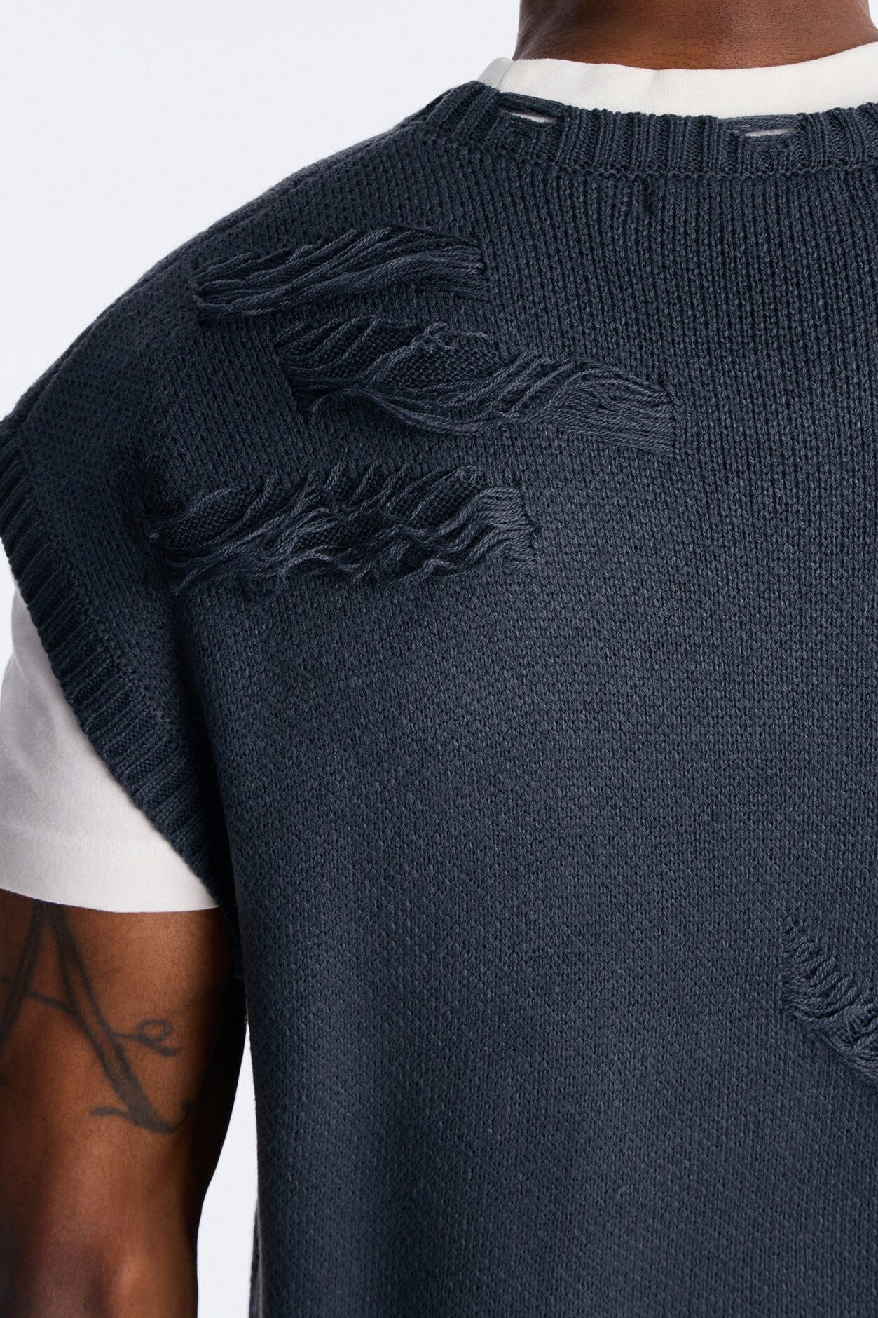 Shredline Desgastado Frayed Sweater Vest - Olive