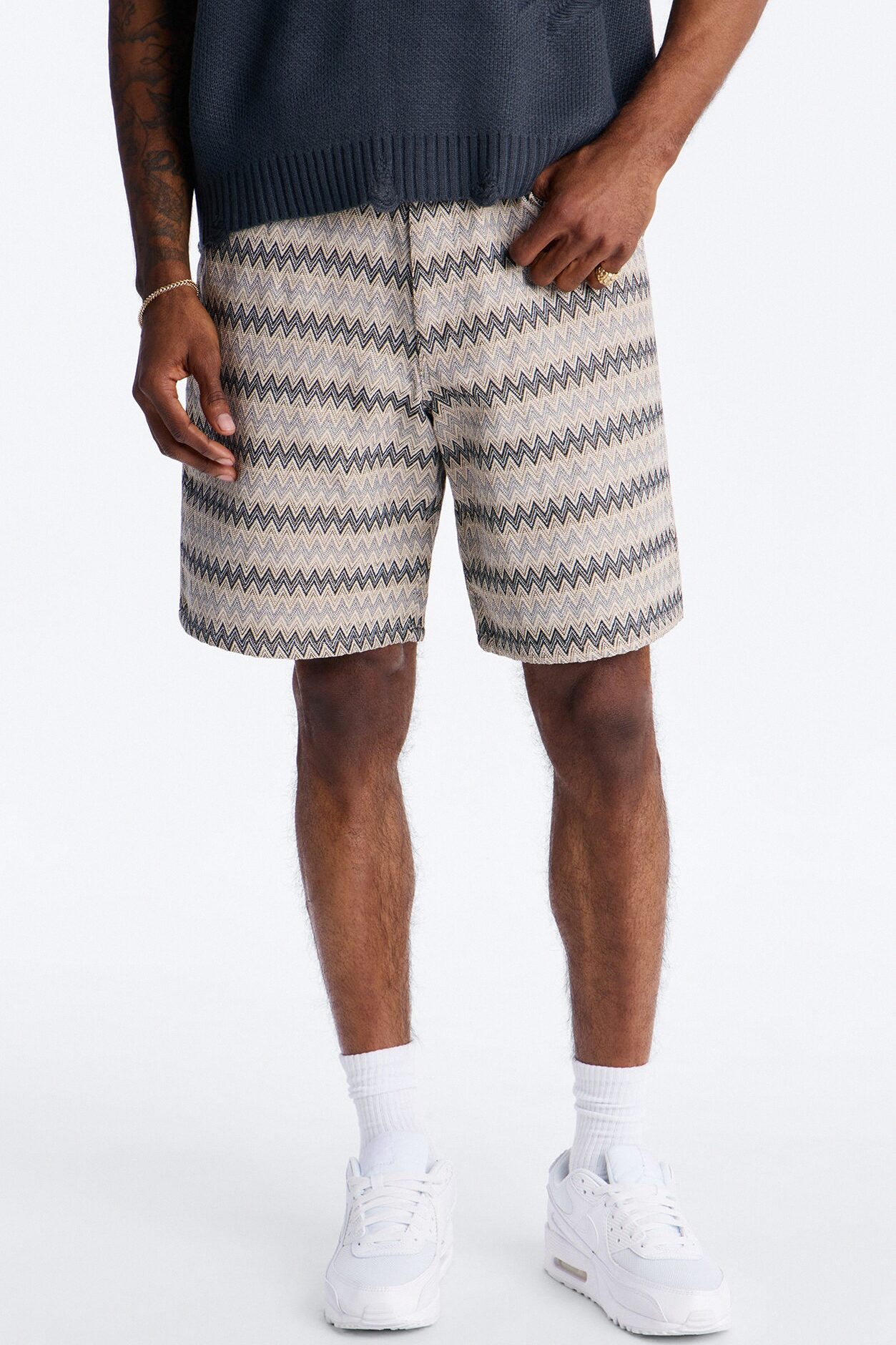 Relaxed Chevron City Textured Short - Cream