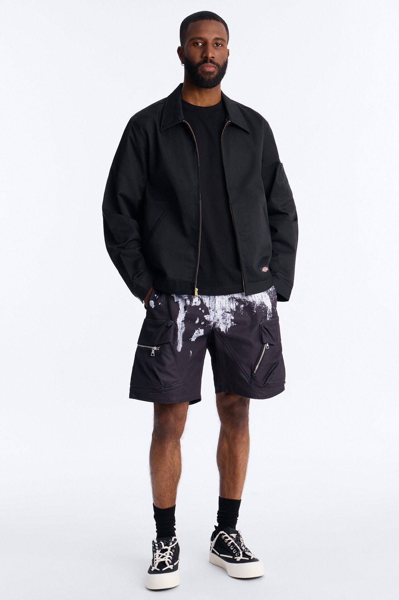 Relaxed Traveling Artist Short - Black/White