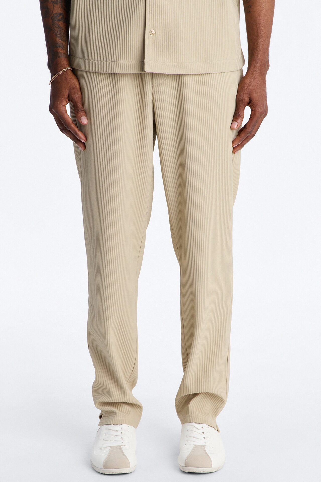 Show Up Slim Slit Pants - Stone