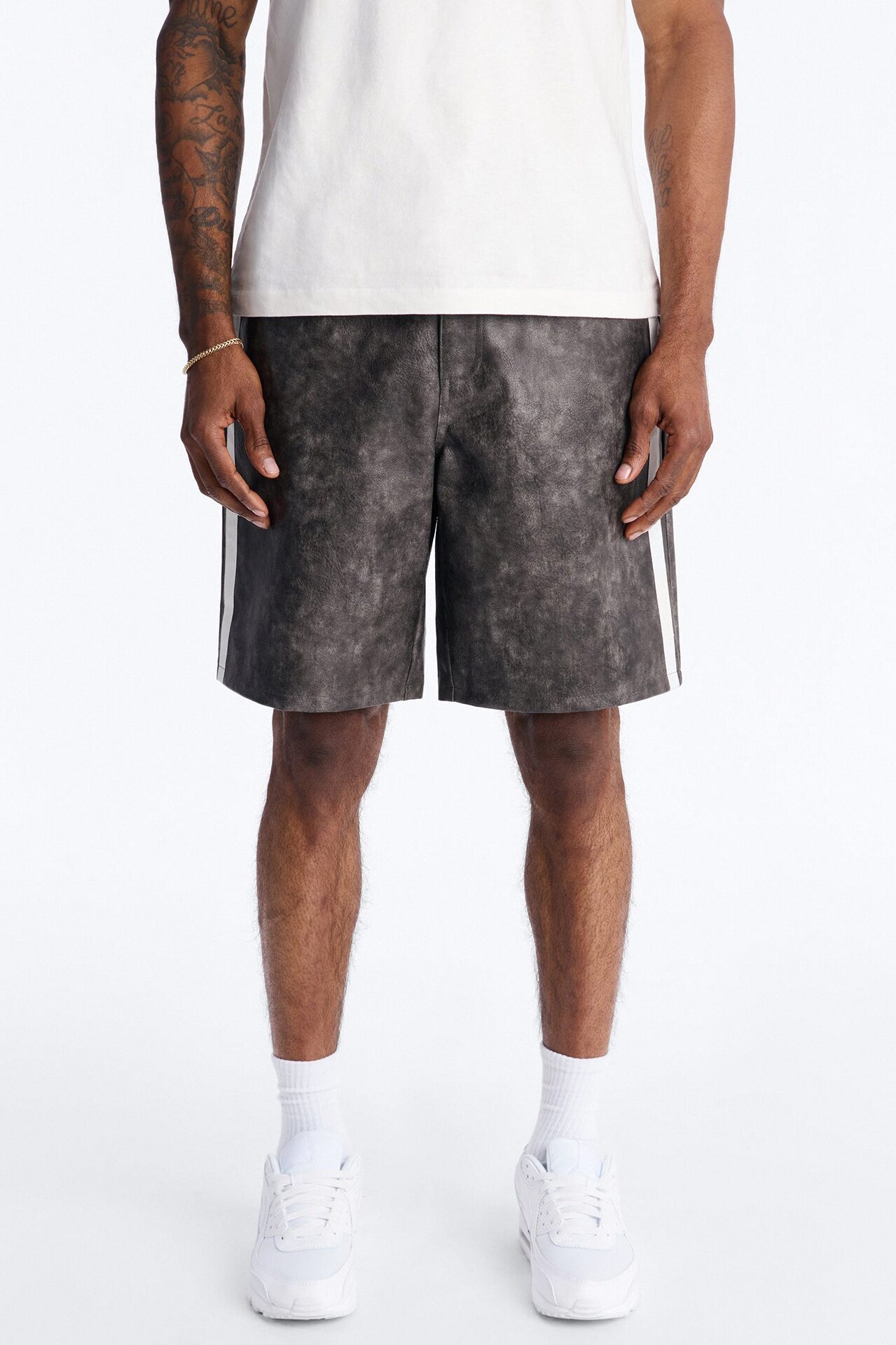 Relaxed Aubrey Hill Faux Leather Short - Black
