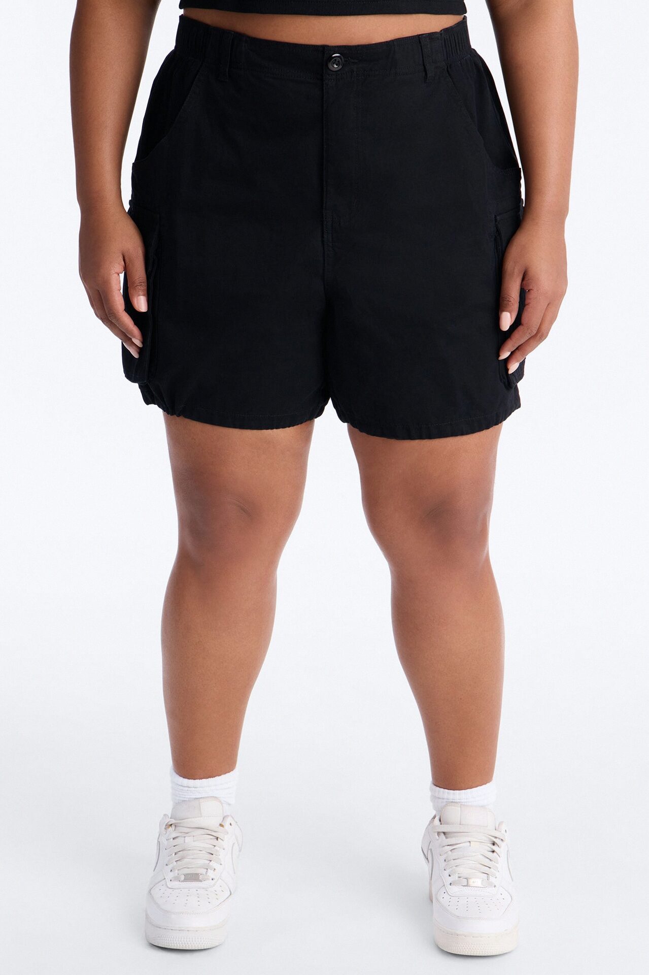 A Classic Favorite Bermuda Short - Black
