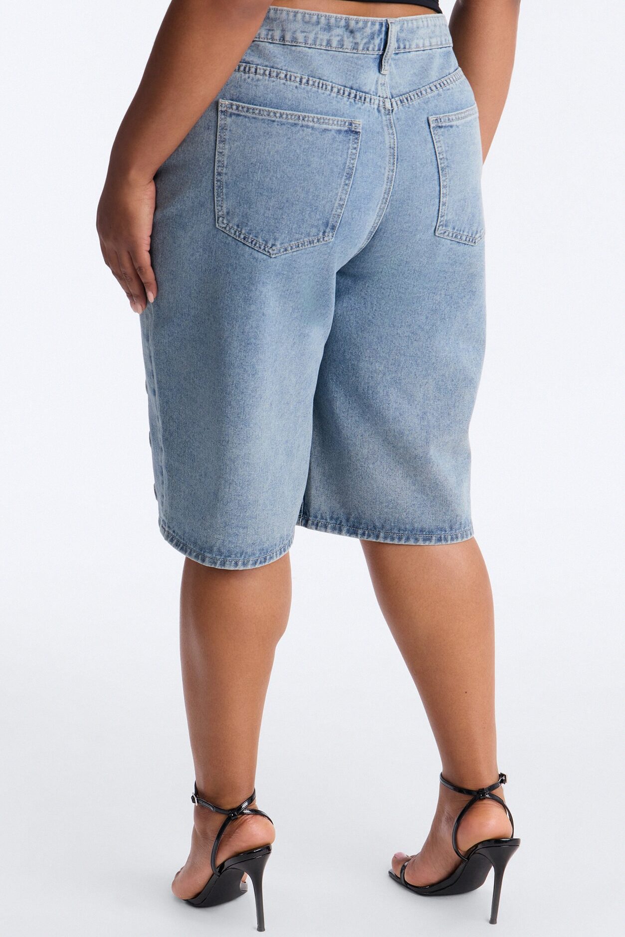 Throwing You Off Grommet Denim Jorts - Medium Wash
