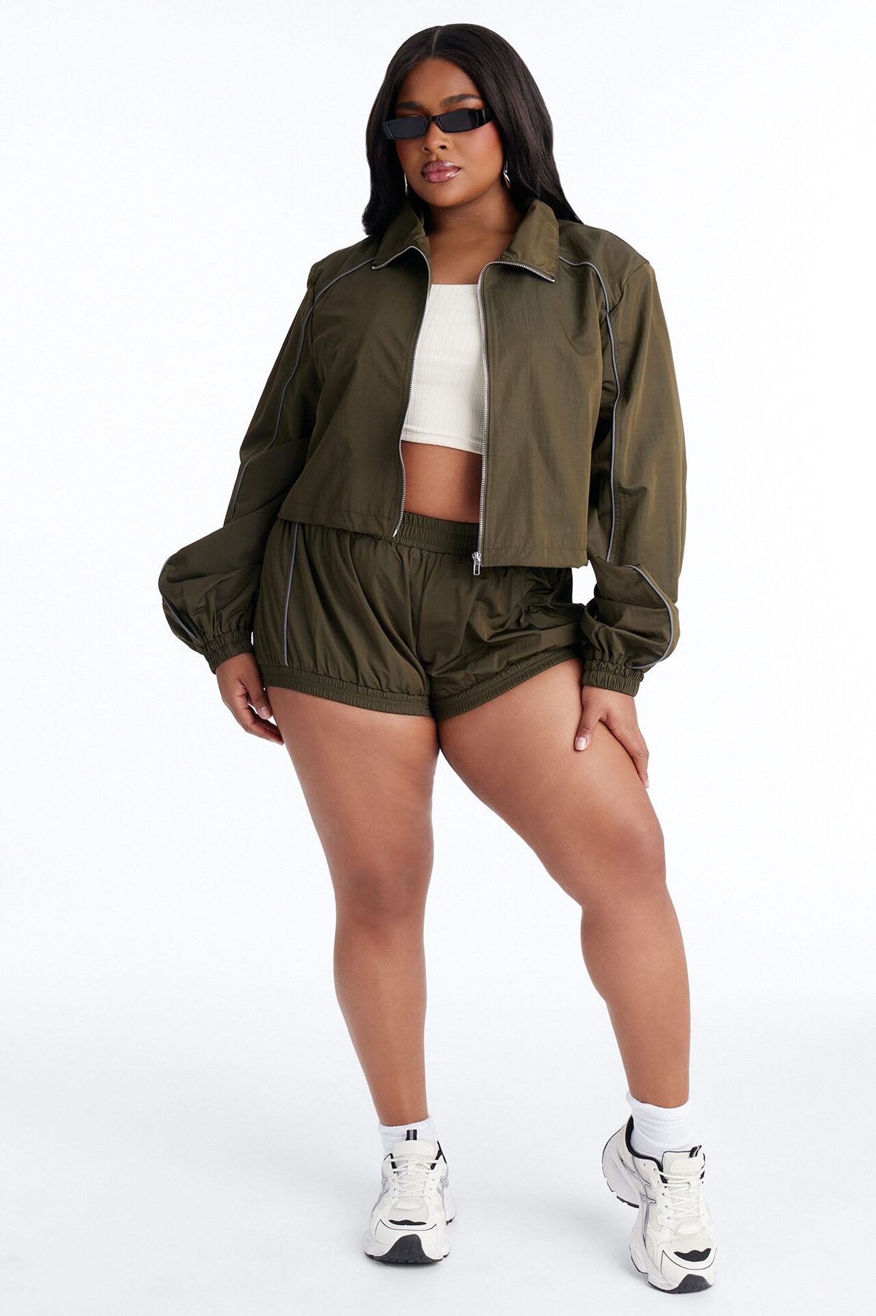 Make A Move Windbreaker Cropped Funnel Neck Jacket - Olive
