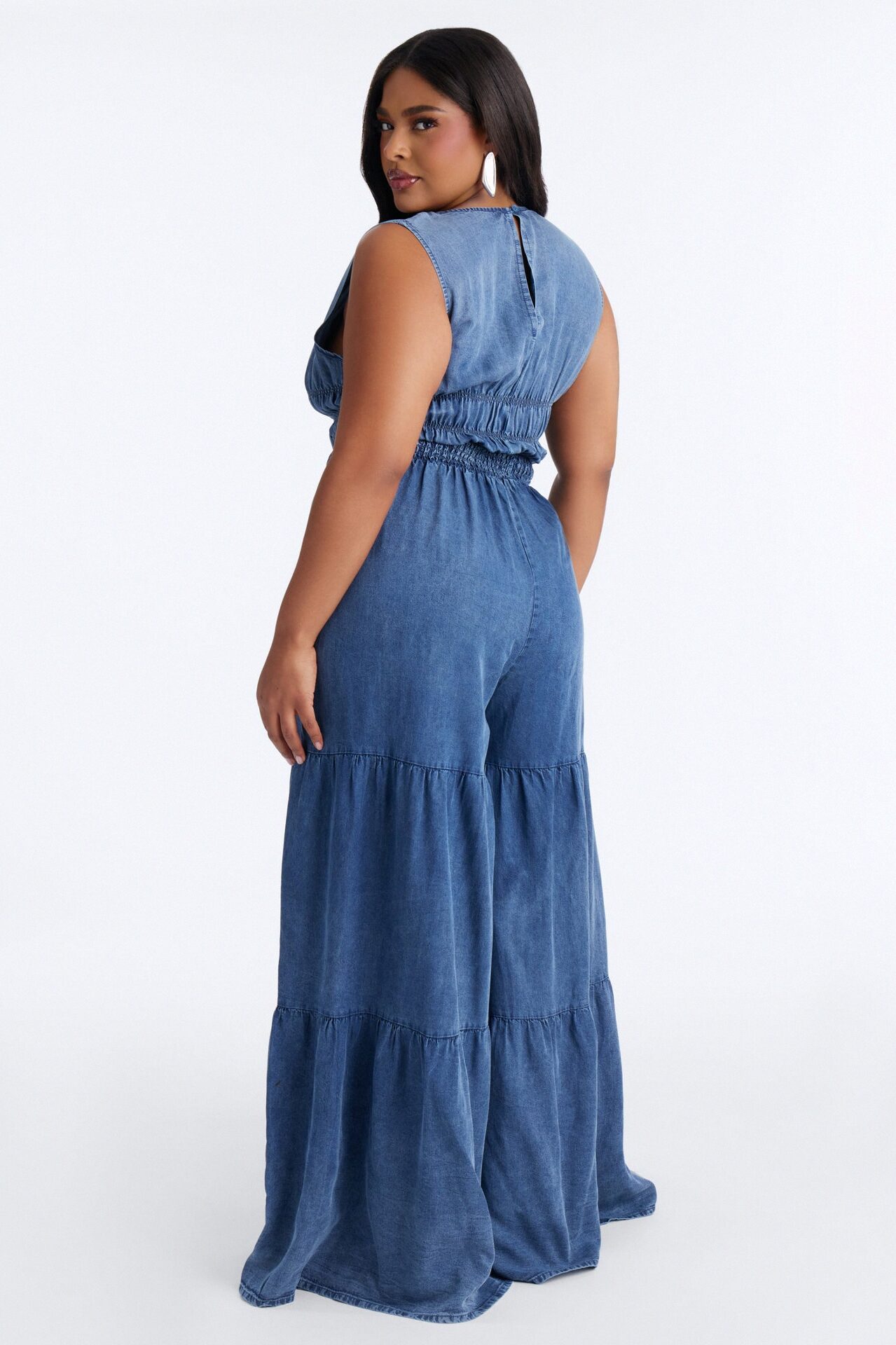Hazel Plunge Neck Denim Jumpsuit - Light Wash