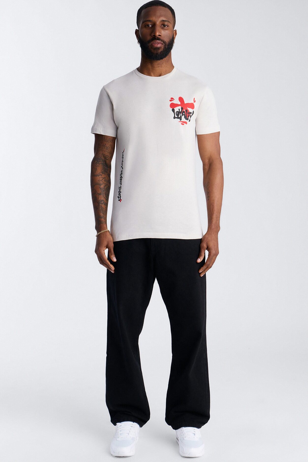 Loyalty Runs Deep Out Here Short Sleeve Tee - Grey