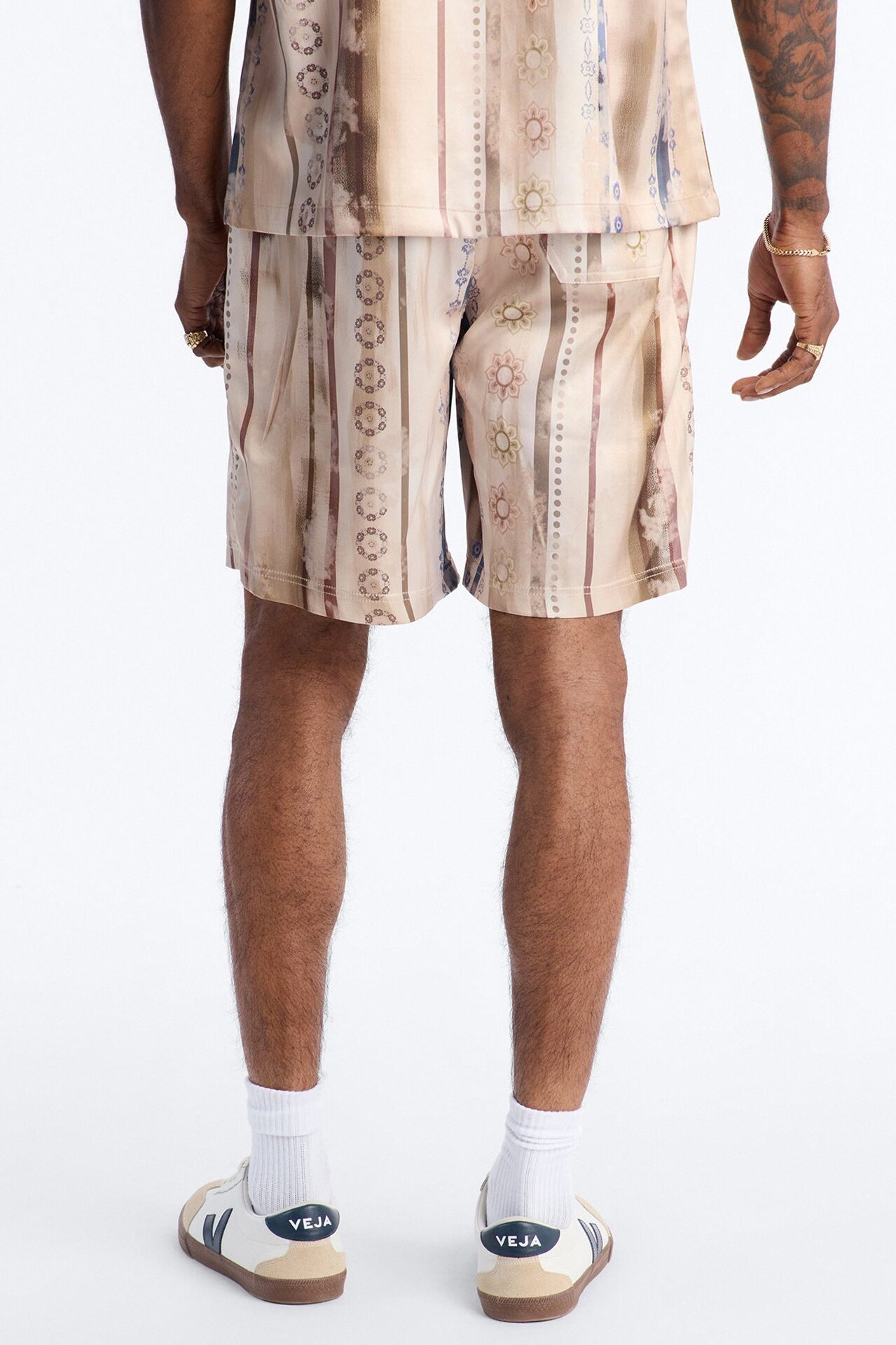 Relaxed Rosewood Short - Brown