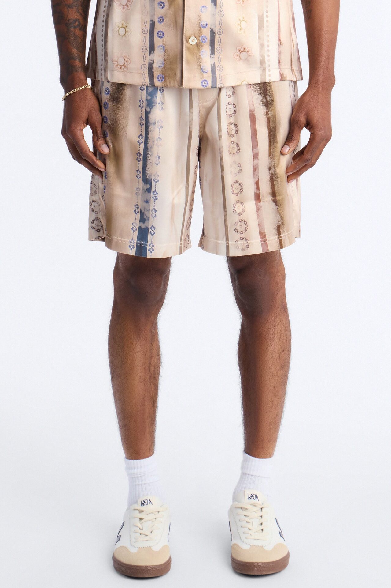 Relaxed Rosewood Short - Brown