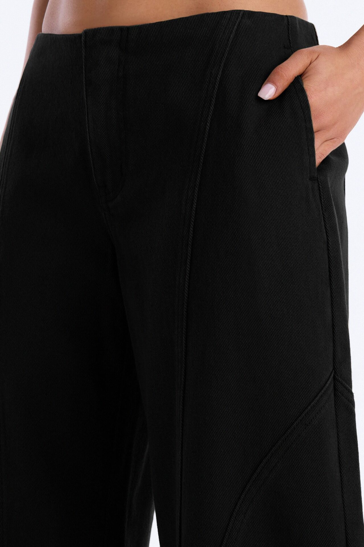 Maliah Low Rise Twill Barrel Leg Pants - Black