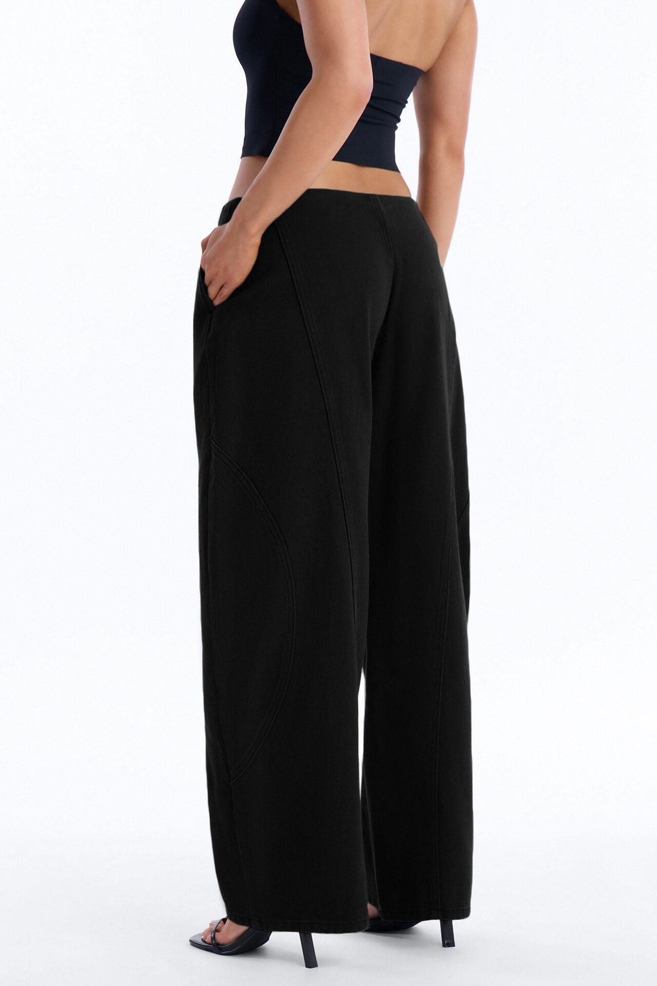 Maliah Low Rise Twill Barrel Leg Pants - Black