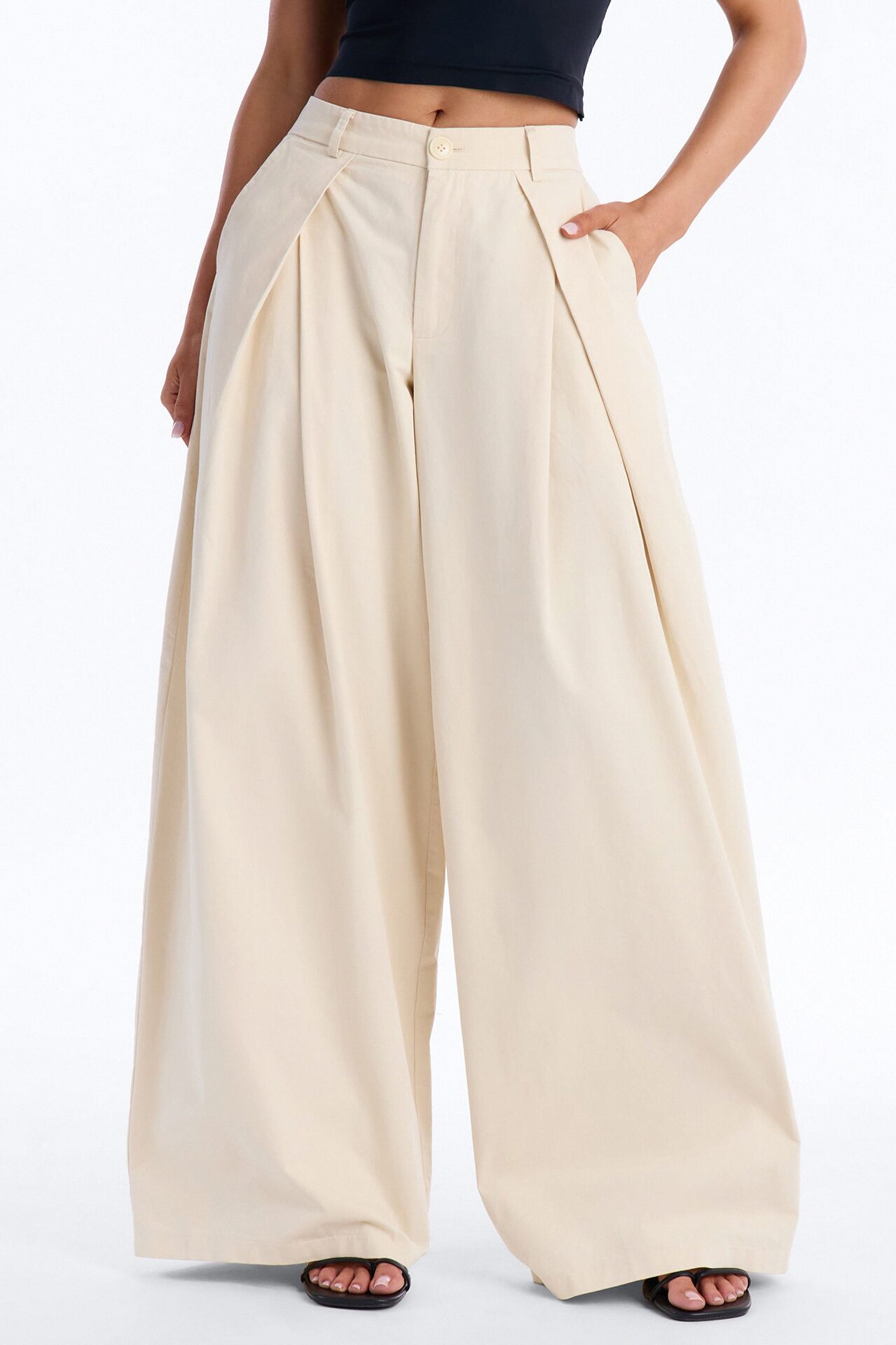 Daphnie Mid Rise Wide Leg Pleated Pant - Khaki