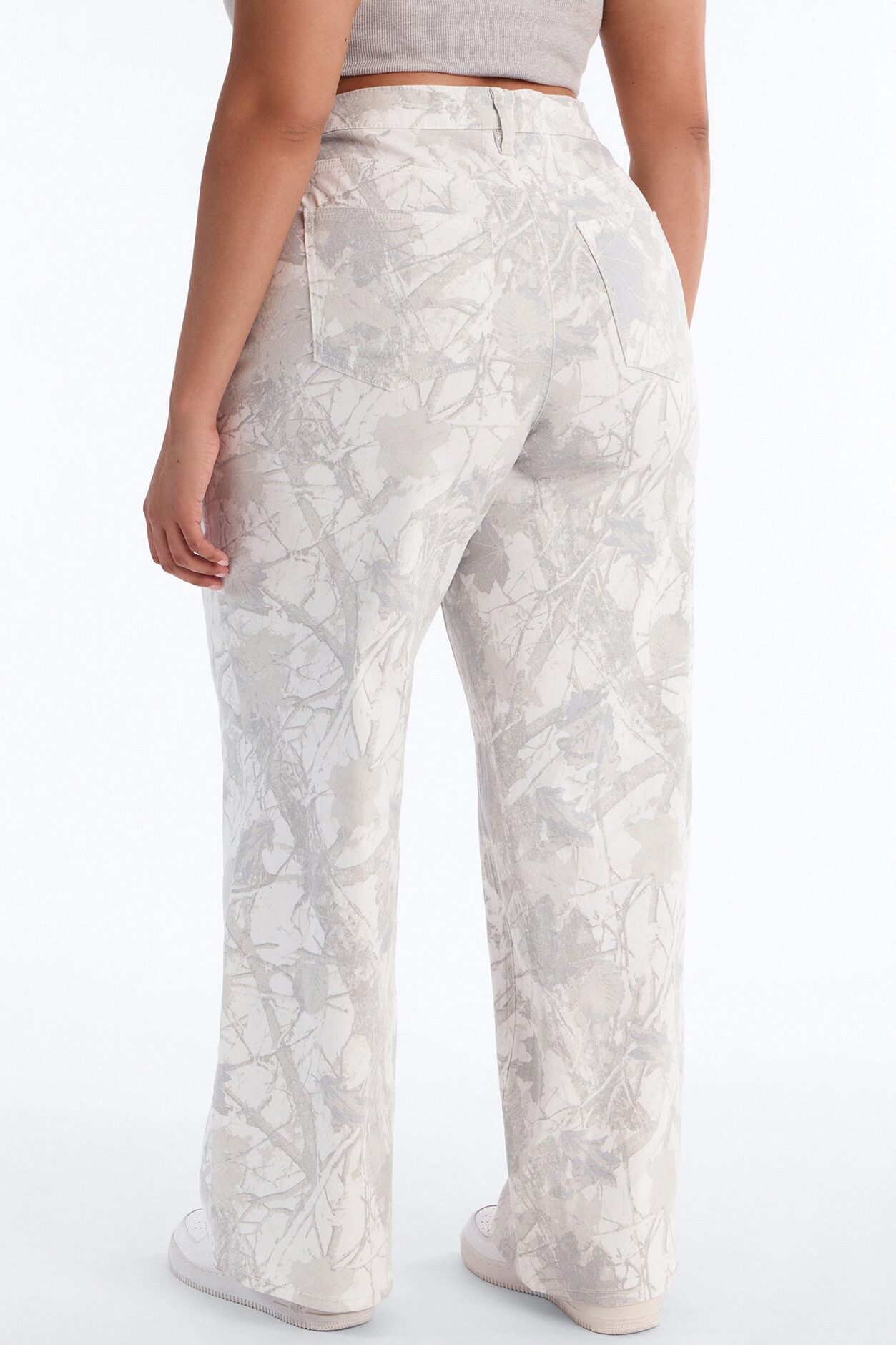 Raffi Mid Rise Camouflage Pant 33″ - Ivory/combo